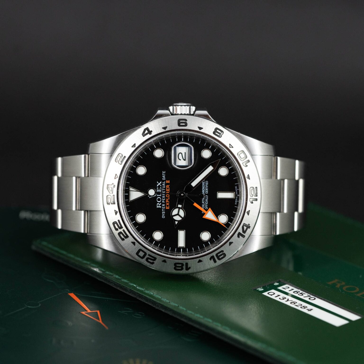 Rolex_Explorer_II_216570_2012-3.jpg