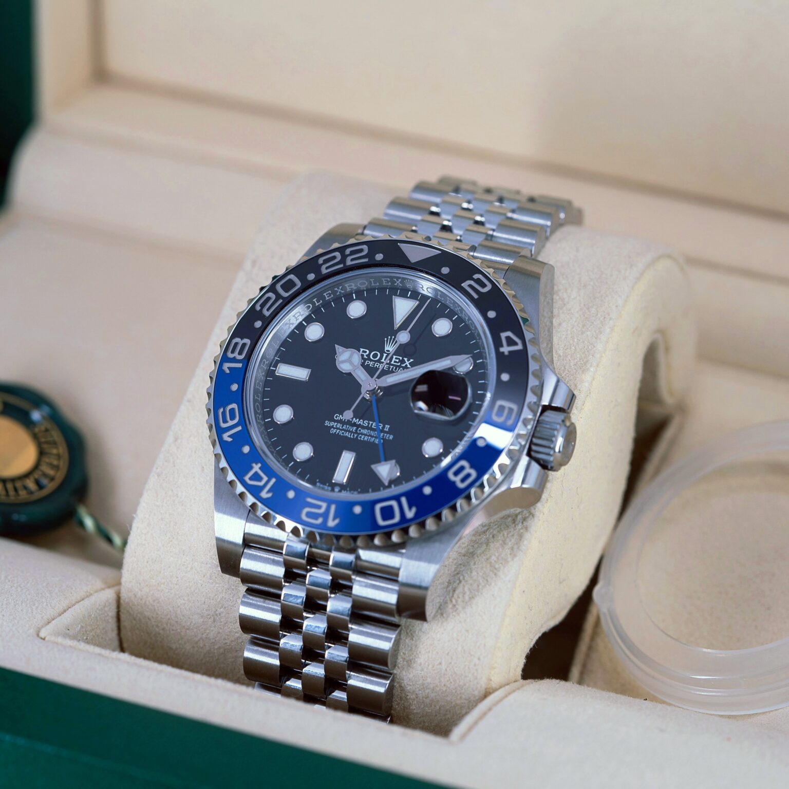 Rolex_GMT-Master-II_126710BLNR_2019-2-1.jpg