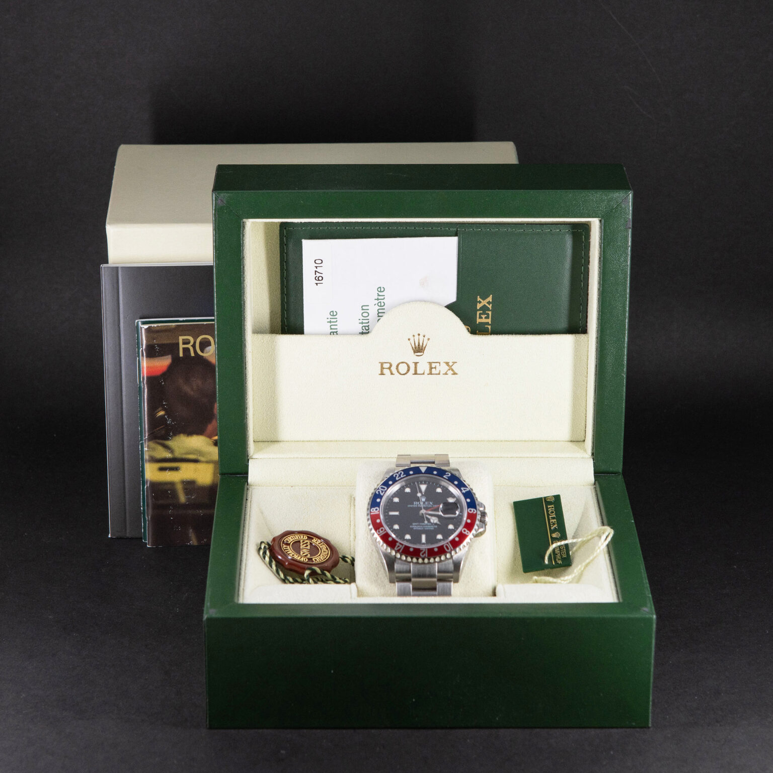Rolex_GMT-Master-II_16710T.jpg