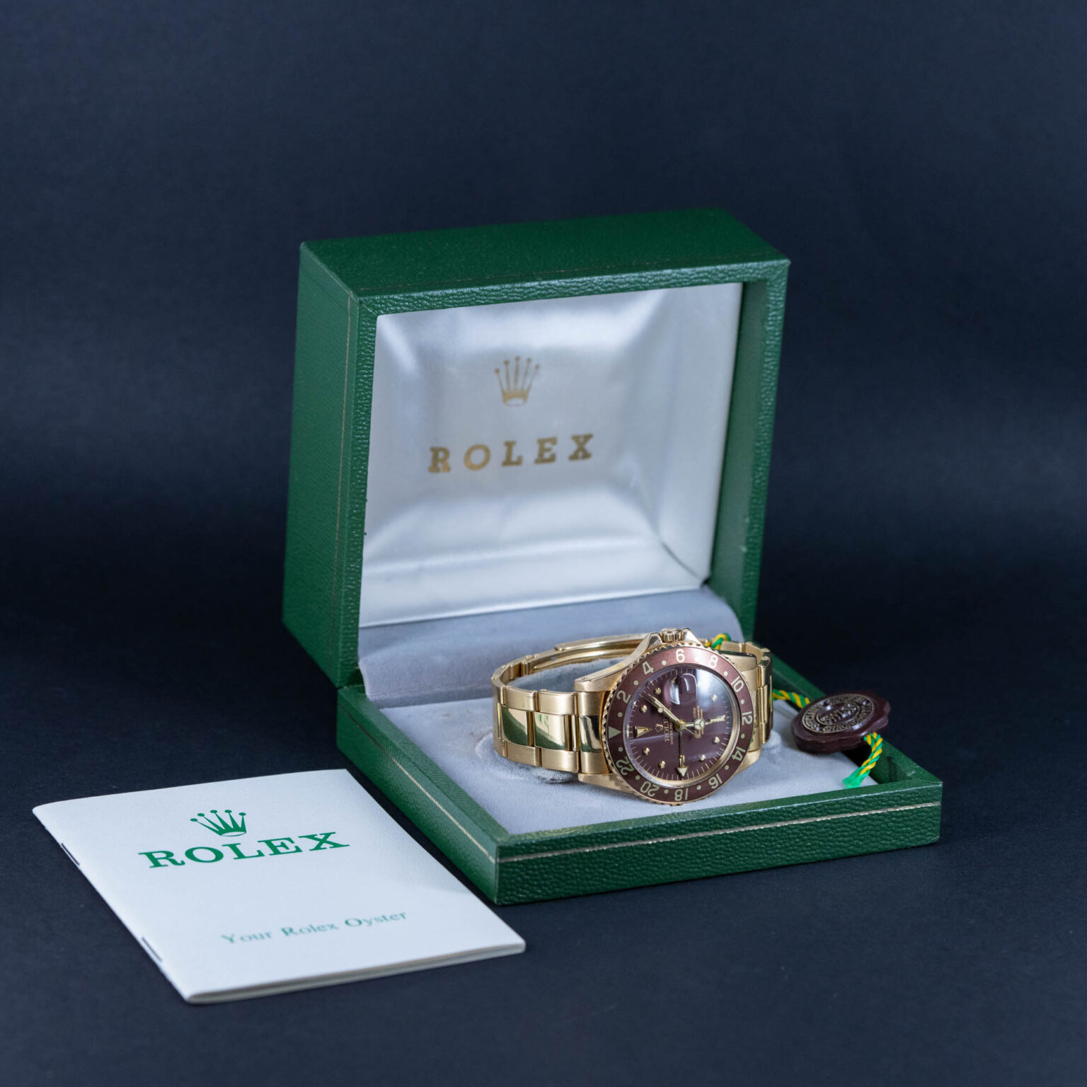 Rolex_GMT-Master_1675_18k_1973.jpg
