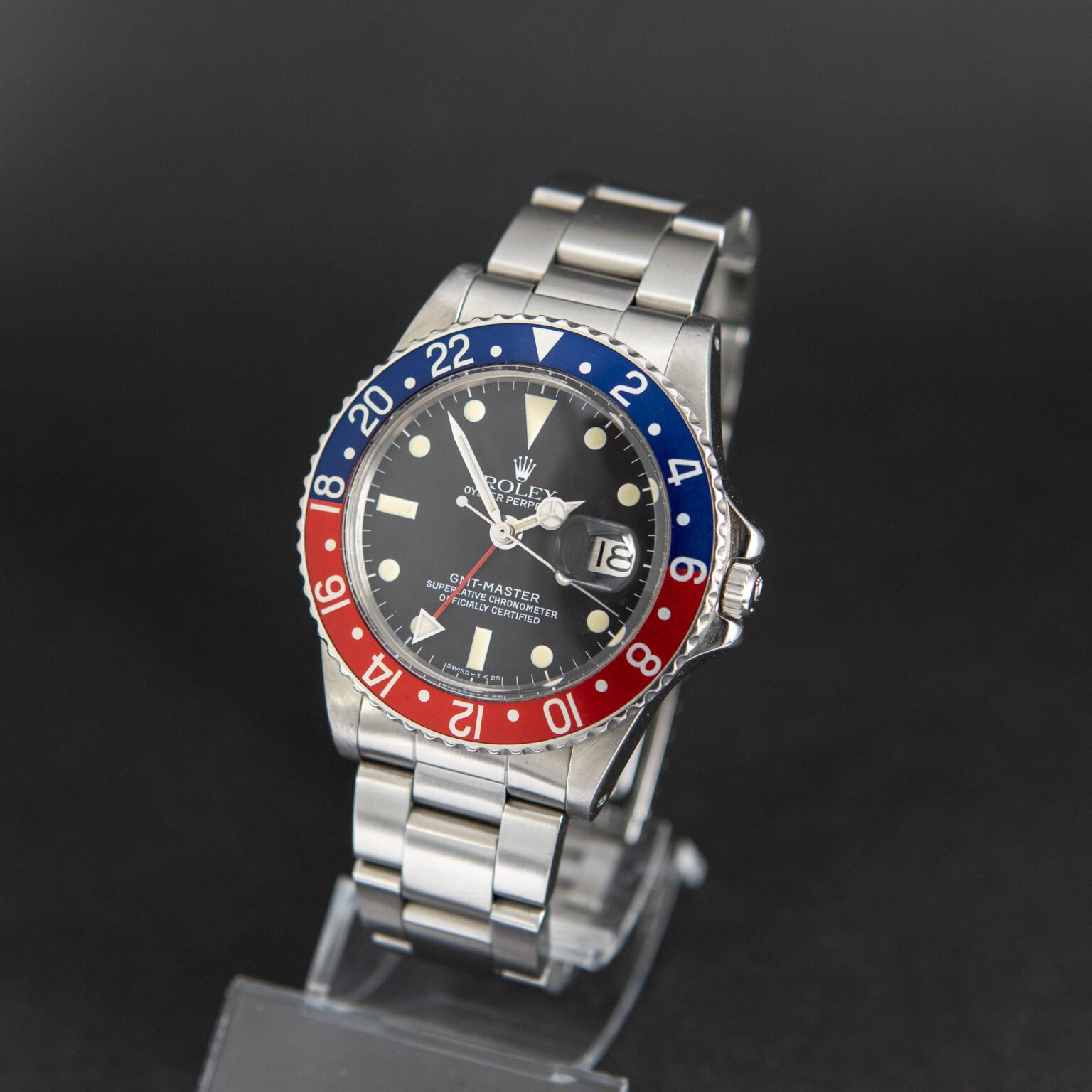 Rolex_GMT-Master_1675_1976-6.jpg