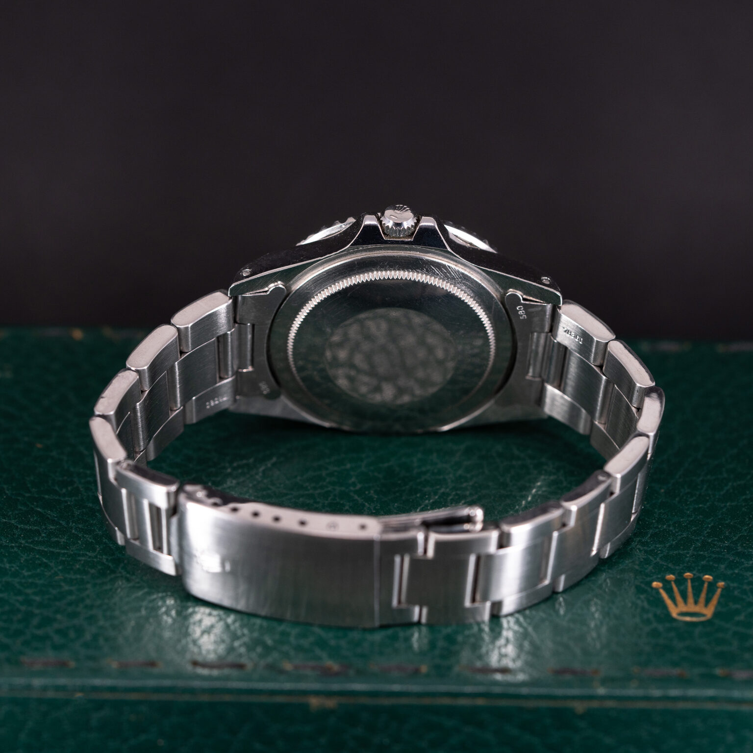 Rolex_GMT-Master_1675_1977_musta-6.jpg