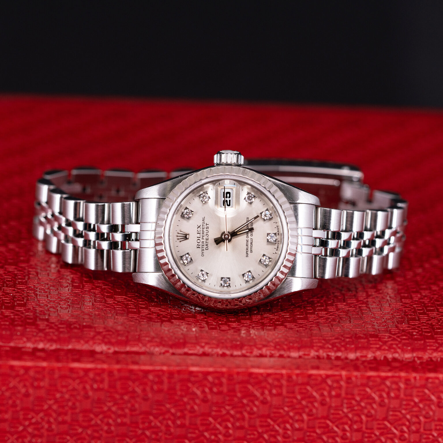 Rolex_Lady_Datejust_69174_1994-5.jpg