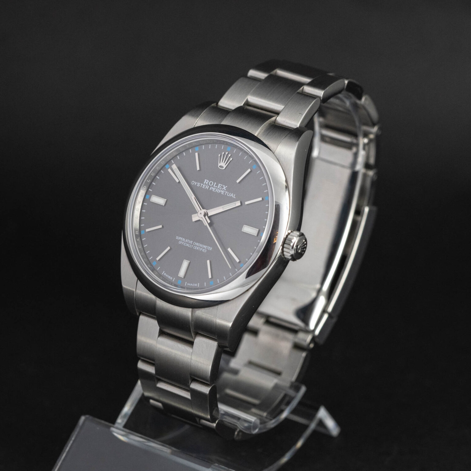 Rolex_Oyster_Perpetual_114300_2017-5.jpg