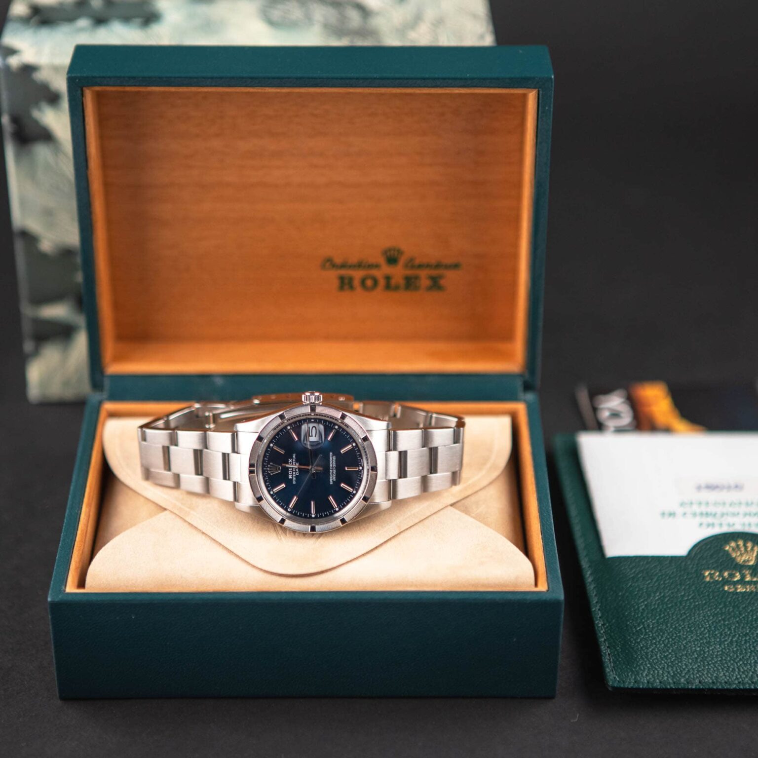 Rolex_Perpetual_Date_15010_1988.jpg