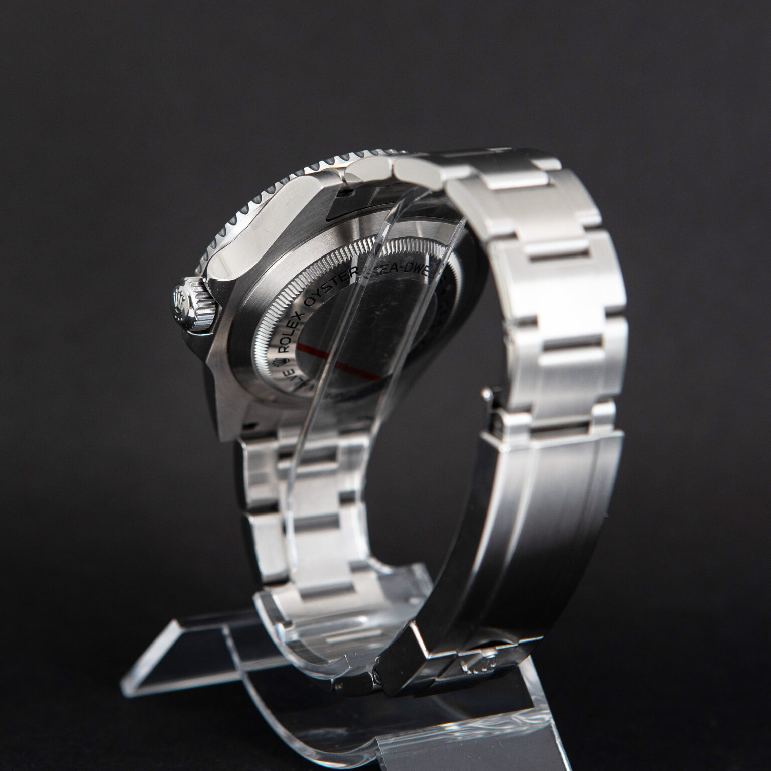 Rolex_Sea-Dweller_116600_2015-6.jpg