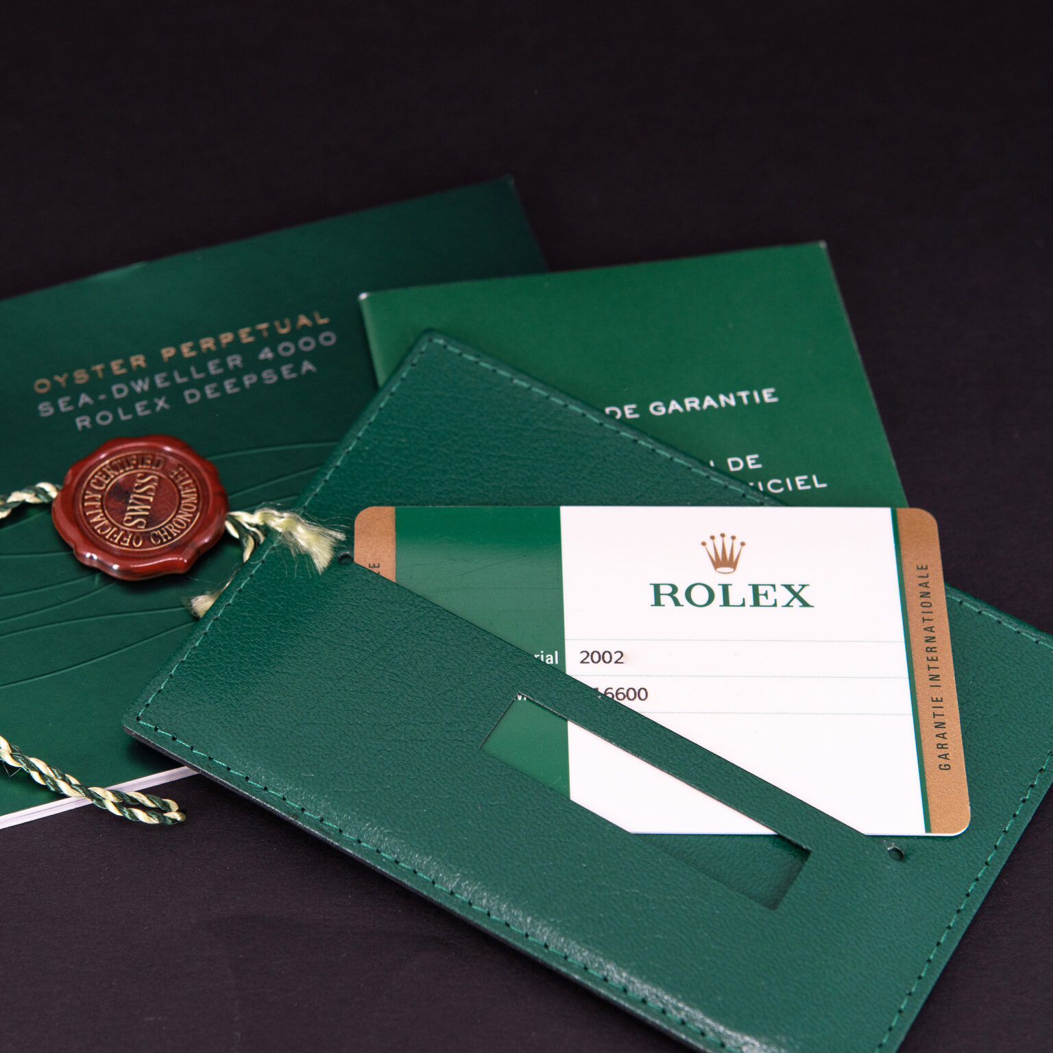 Rolex_Sea-Dweller_116600_2015-9.jpg