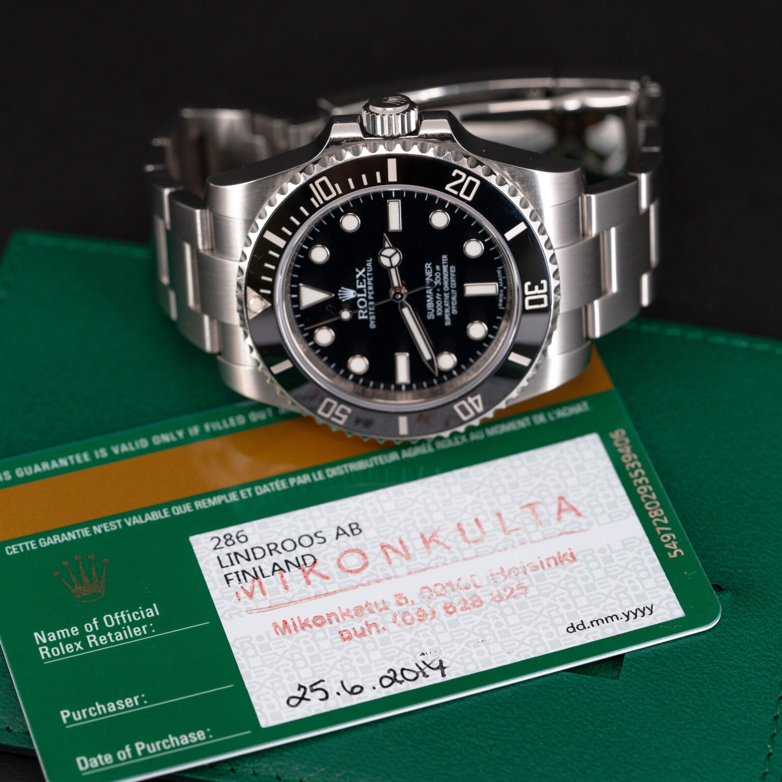 Rolex_Submariner_114060_2014-10.jpg