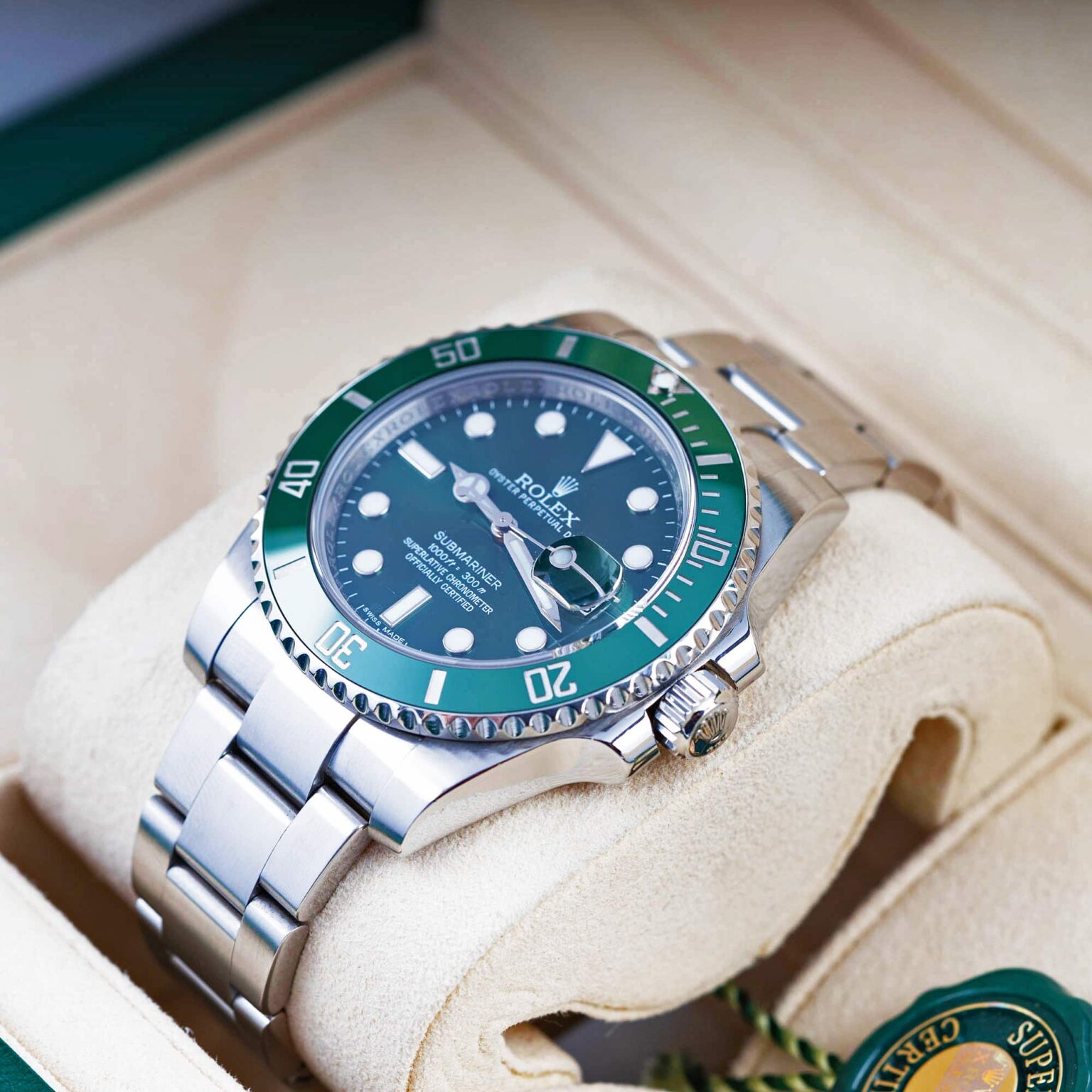 Rolex_Submariner_116610LV_2014-3-1.jpg
