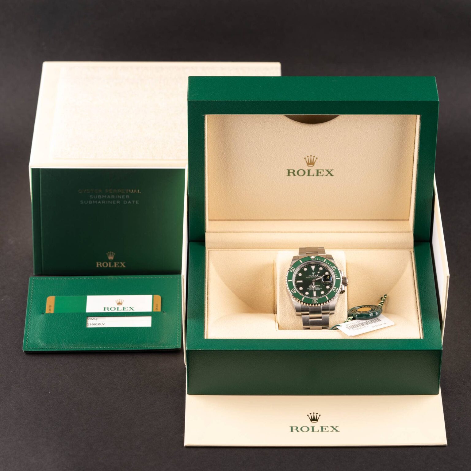 Rolex_Submariner_116610LV_2019.jpg