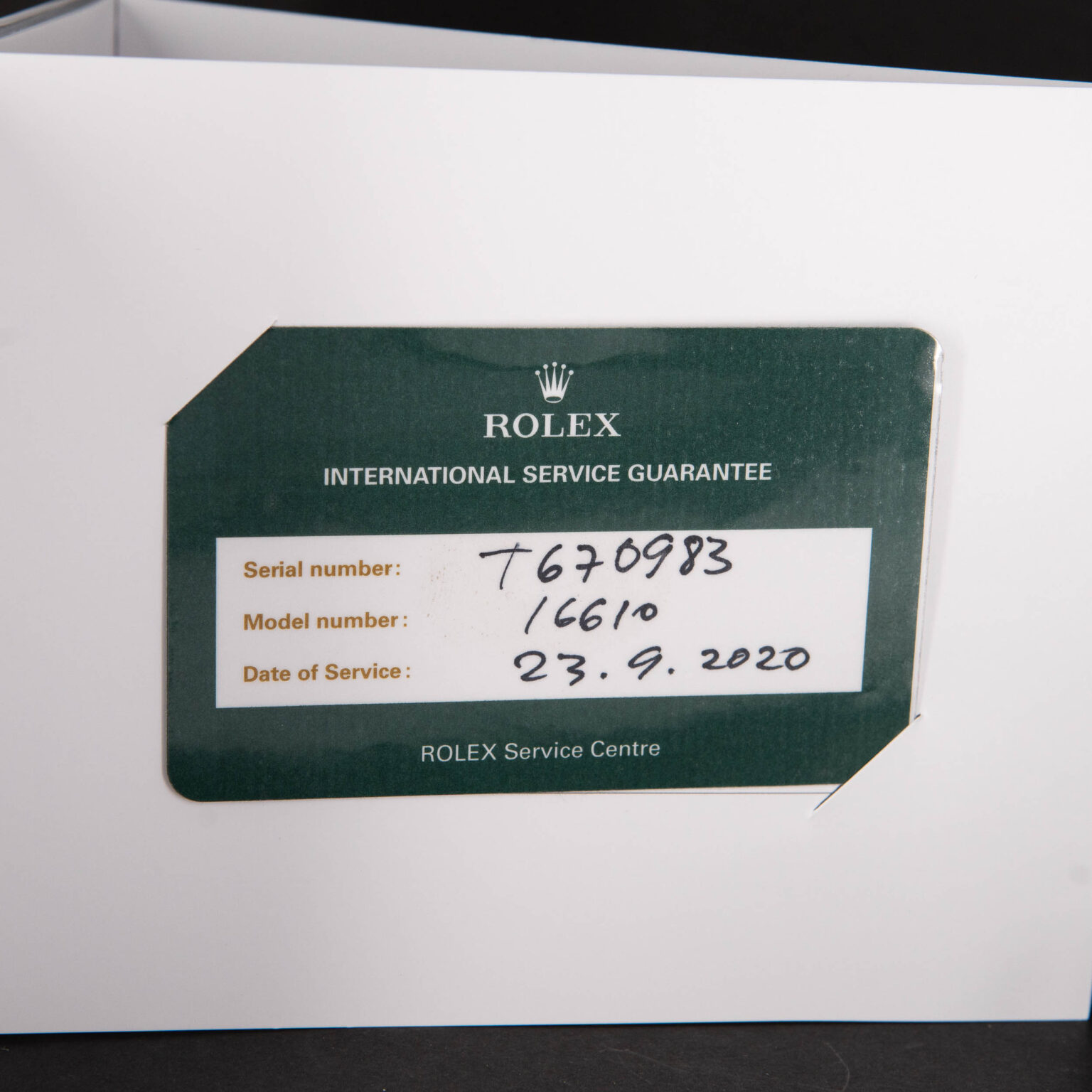 Rolex_Submariner_16610-2.jpg