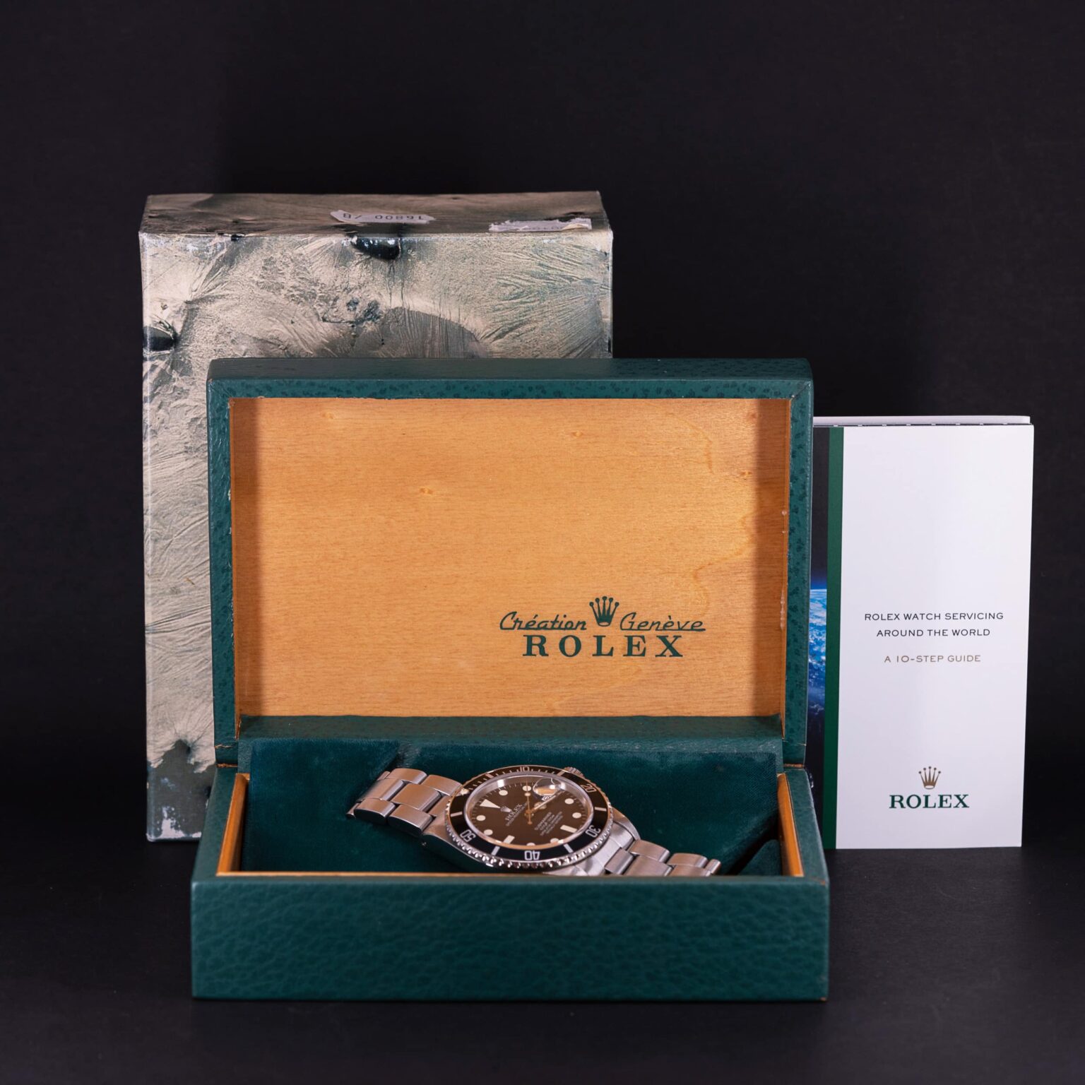 Rolex_Submariner_16800_1982.jpg