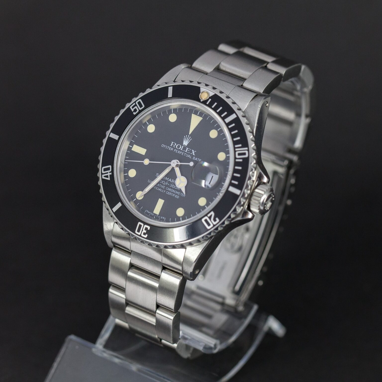 Rolex_Submariner_16800_1982-9.jpg