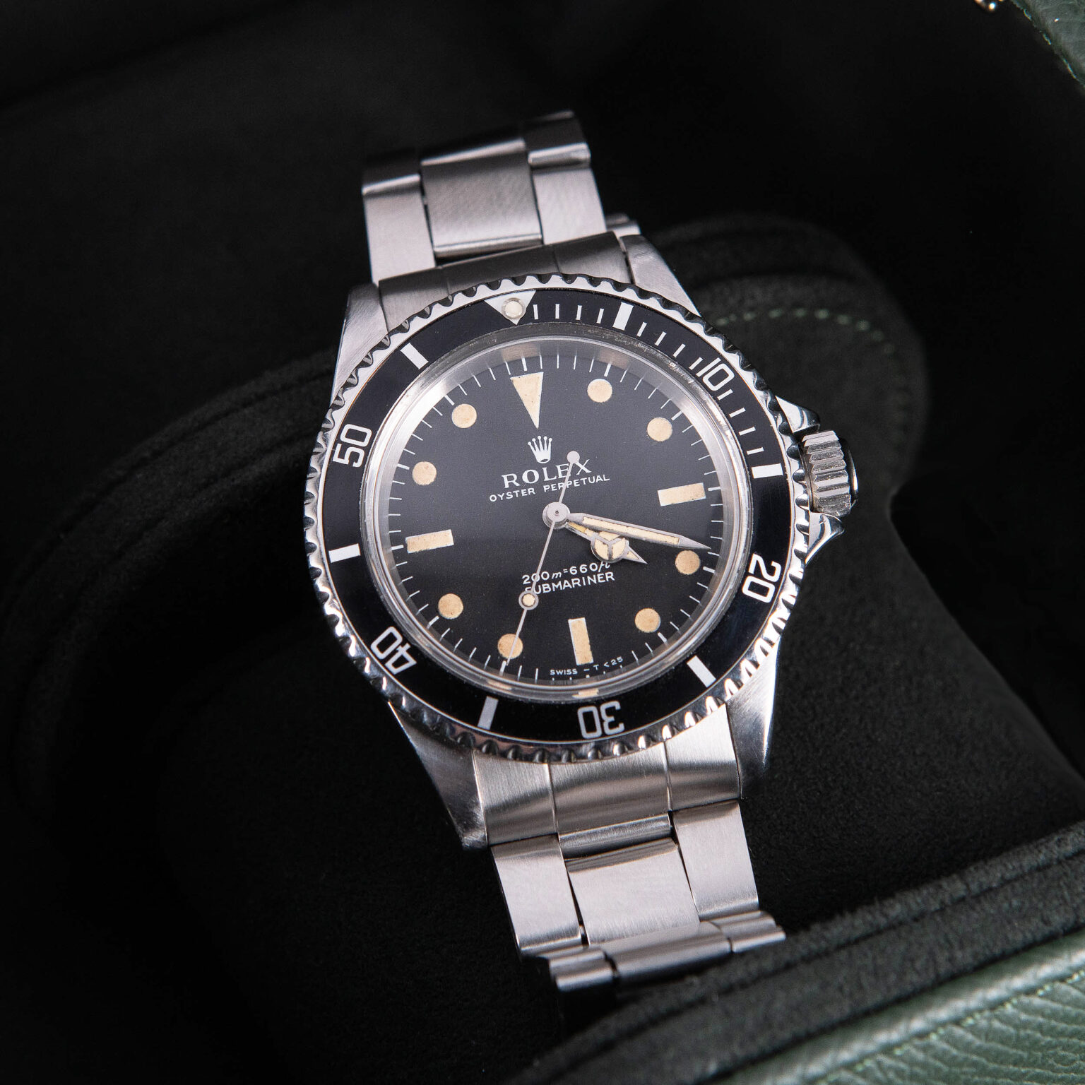 Rolex_Submariner_5513_meters-first_1969-3.jpg