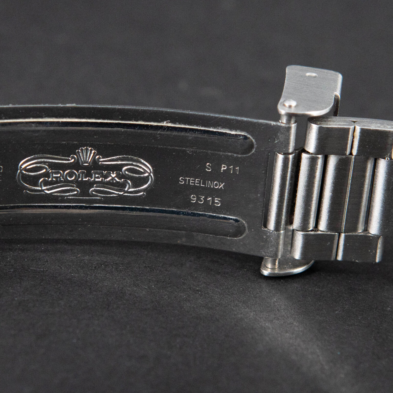 Rolex_Submariner_5513_meters-first_1969-9.jpg
