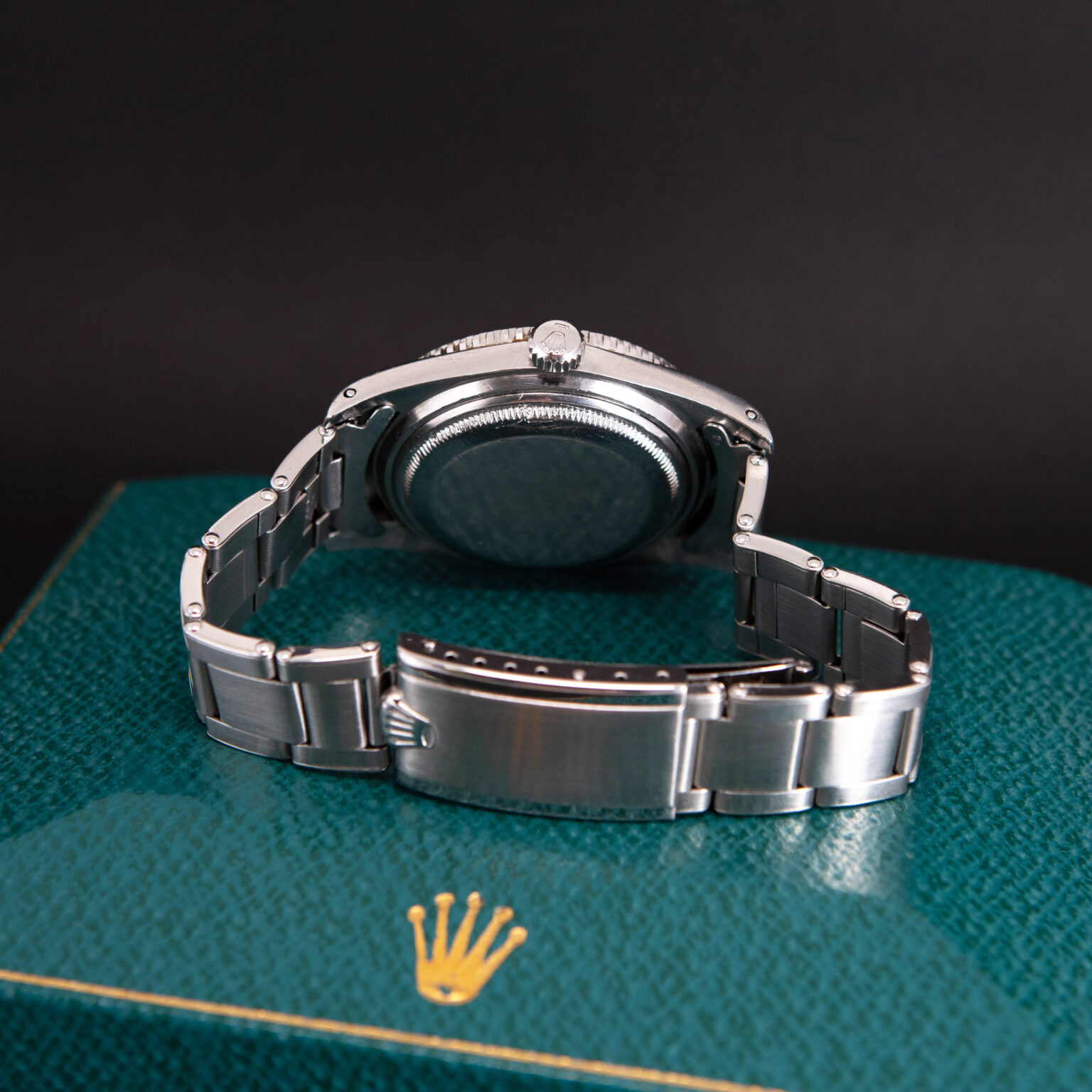 Rolex_Submariner_6536-1_1957-8.jpg