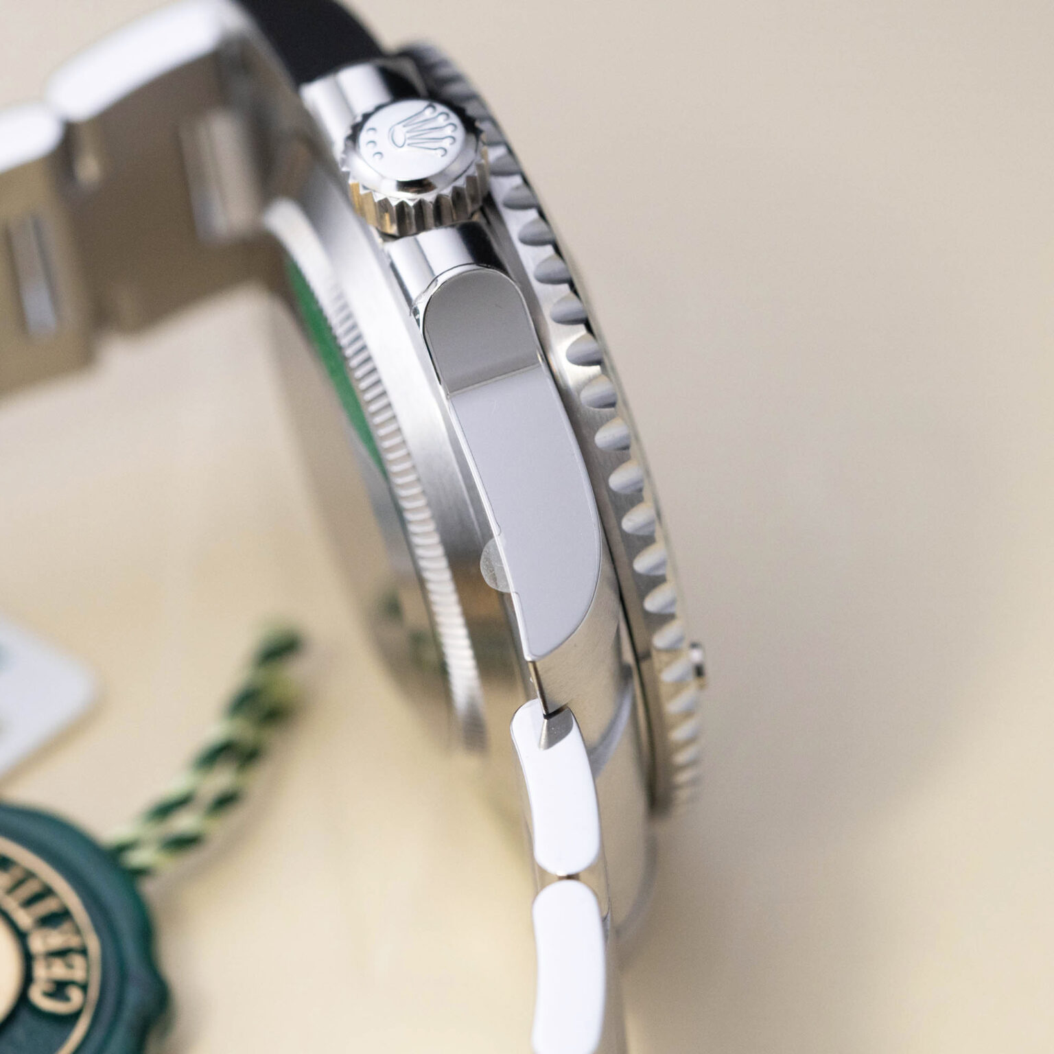 Rolex_Submariner_Hulk_2019_MINT-5.jpg