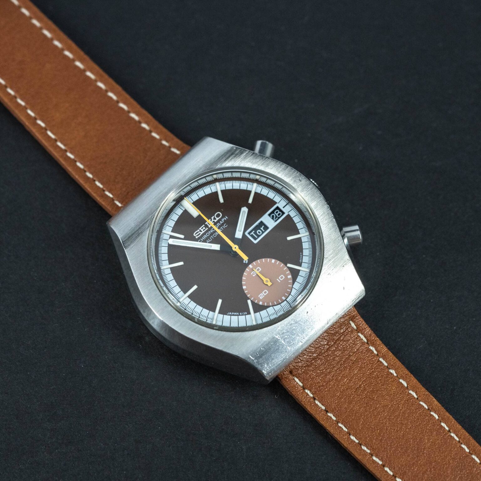 Seiko_Automatic_chrnograph_8020-4.jpg