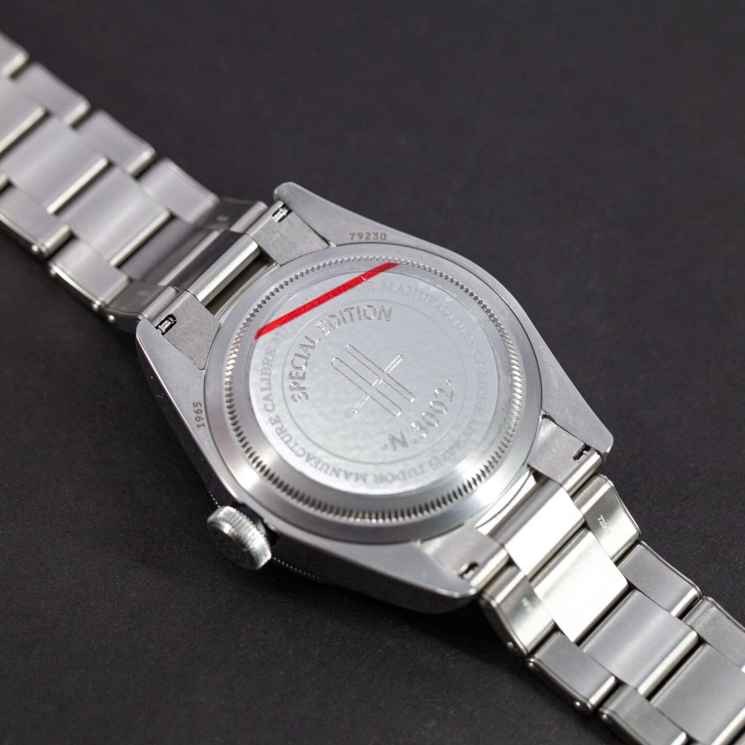 Tudor_Black_Bay_79230G_Harrods-10.jpg