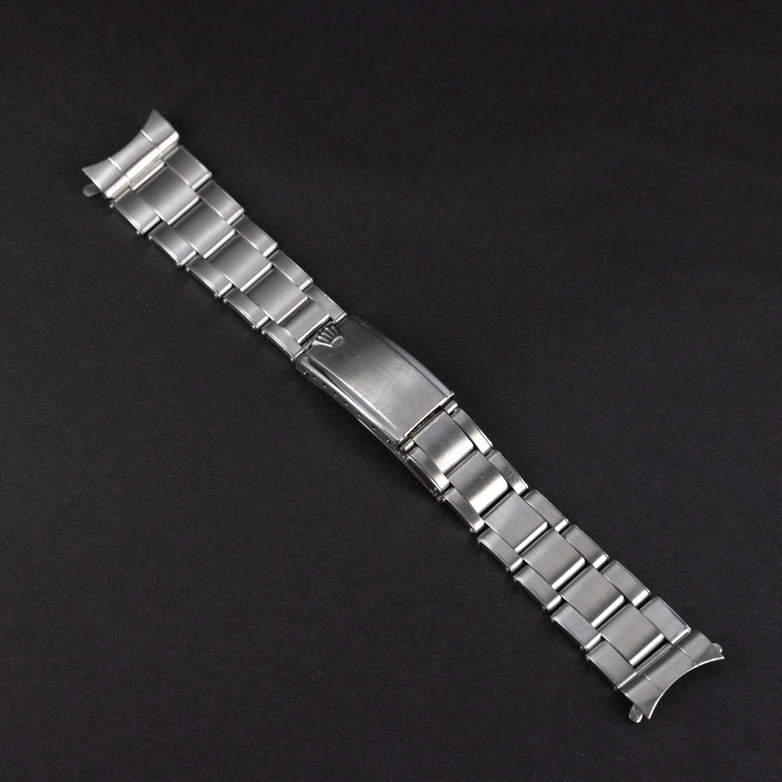 Tudor_Submariner_Gilt_1965.jpg