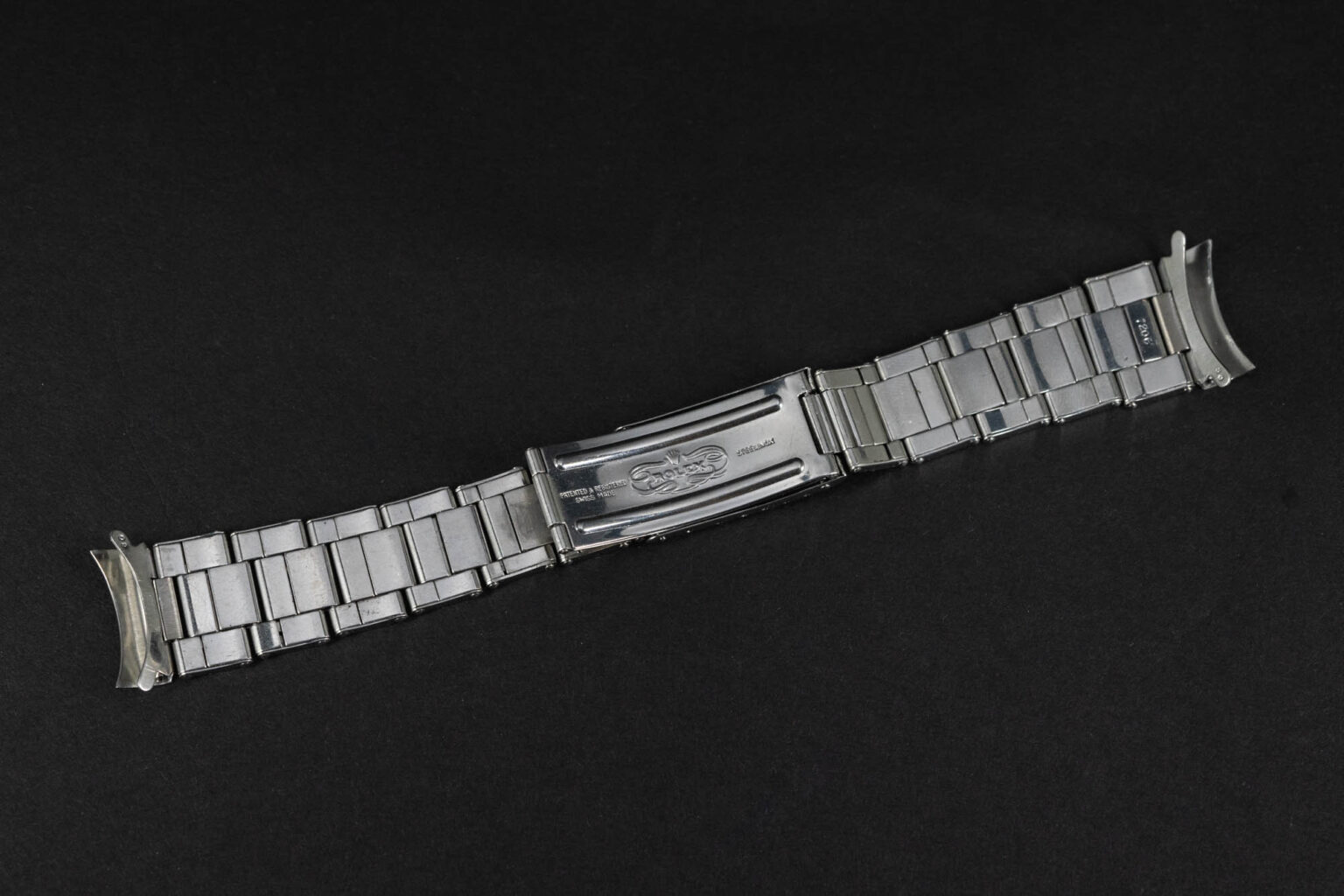 Tudor_Submariner_Gilt_1965-2.jpg
