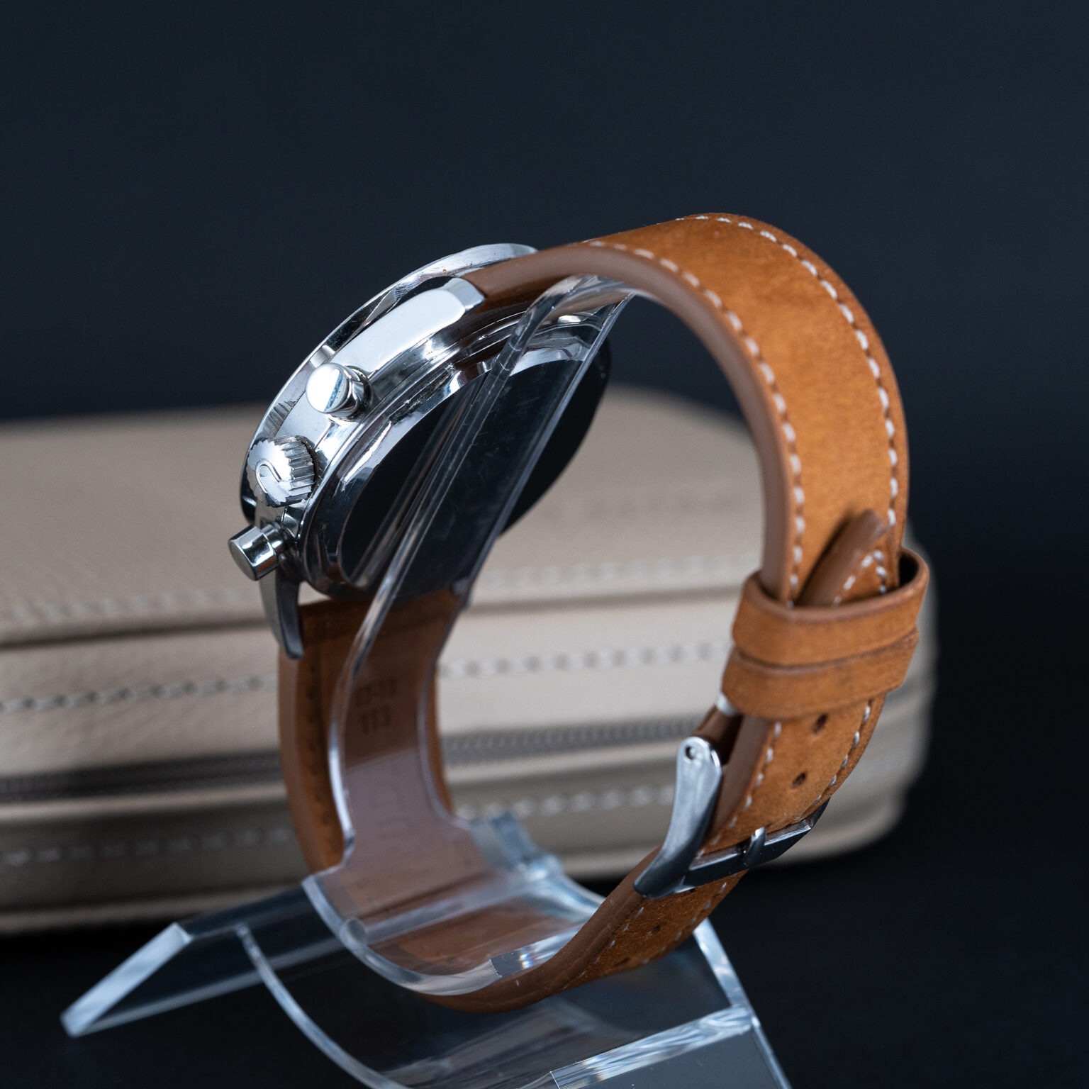 Universal_Geneve_Compax_Exotic_1971-3.jpg