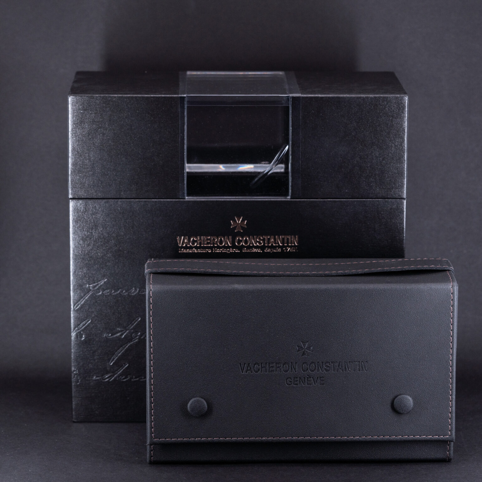 Vacheron-Constantin_4500V_Blue_2018.jpg