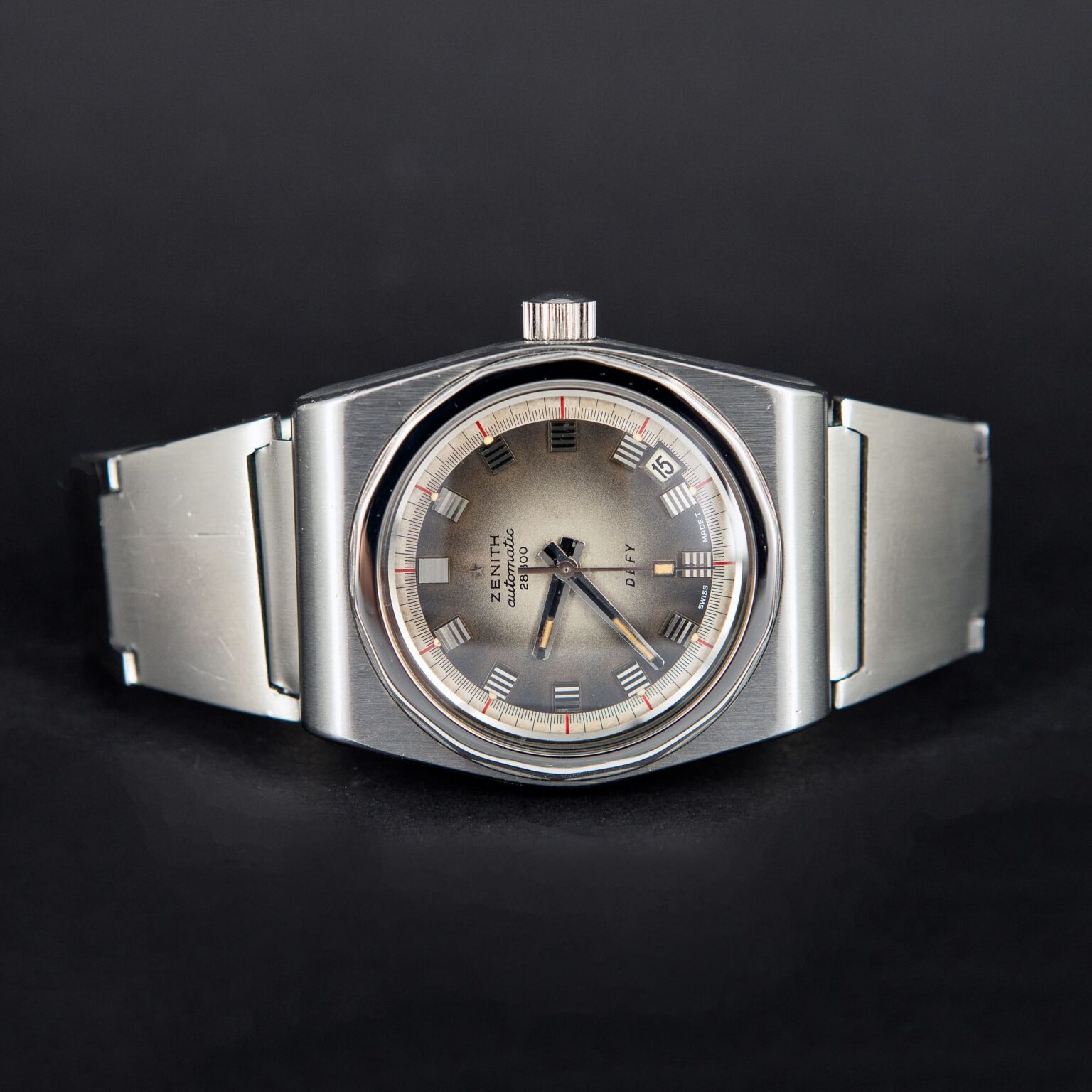 Zenith_Defy_teras-1.jpg