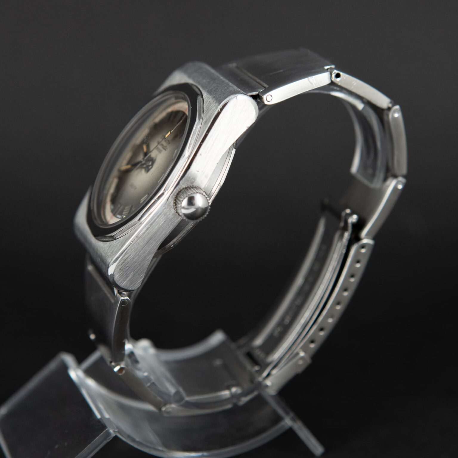 Zenith_Defy_teras-4.jpg