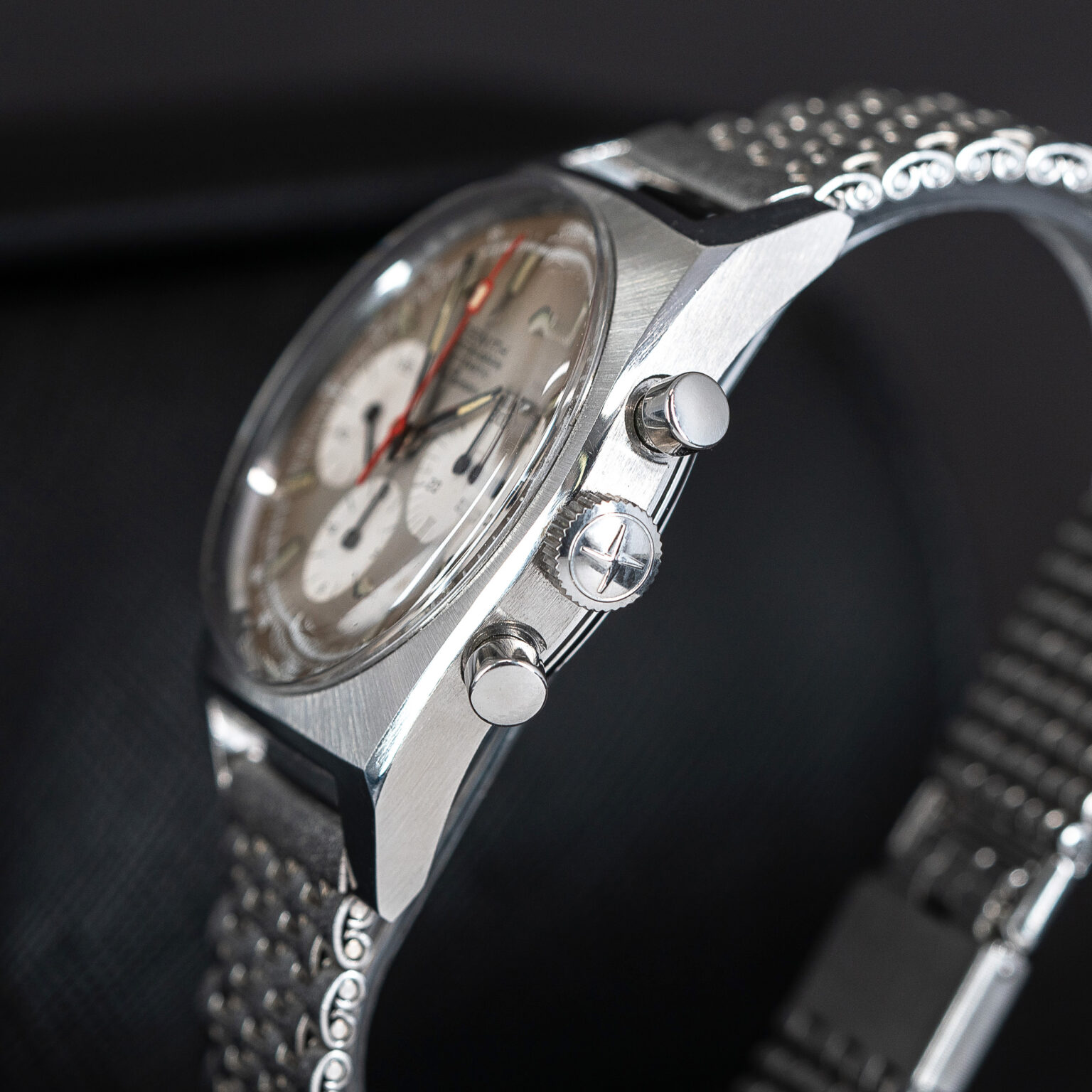 Zenith_El-Primero_A385-7.jpg