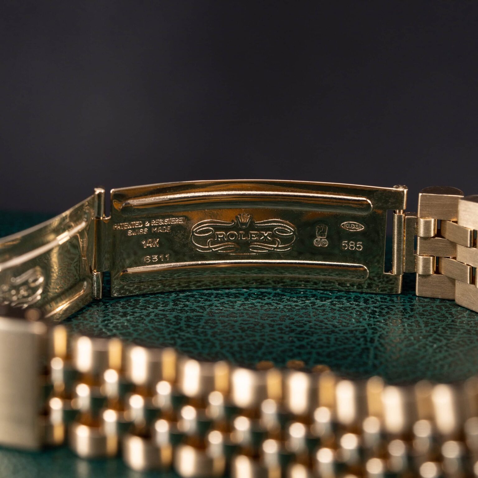 14k-Rolex-Oyster-Perpetual-Date-1500-8