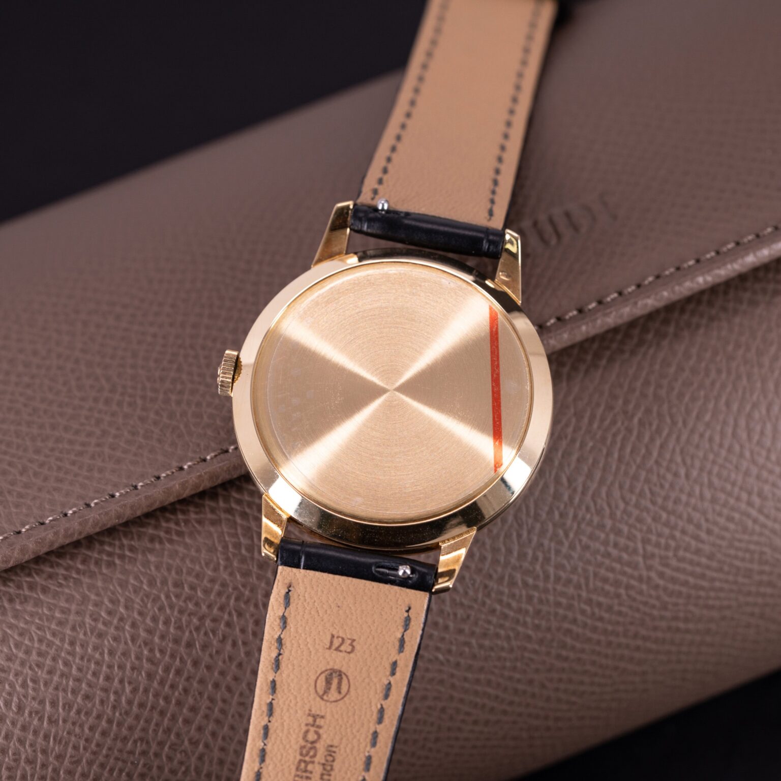 18k-Omega-Jumbo-OT2687-1954-3
