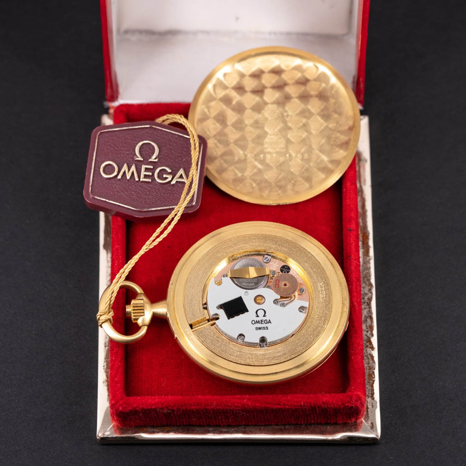 18k-Omega-frakkikello-1978