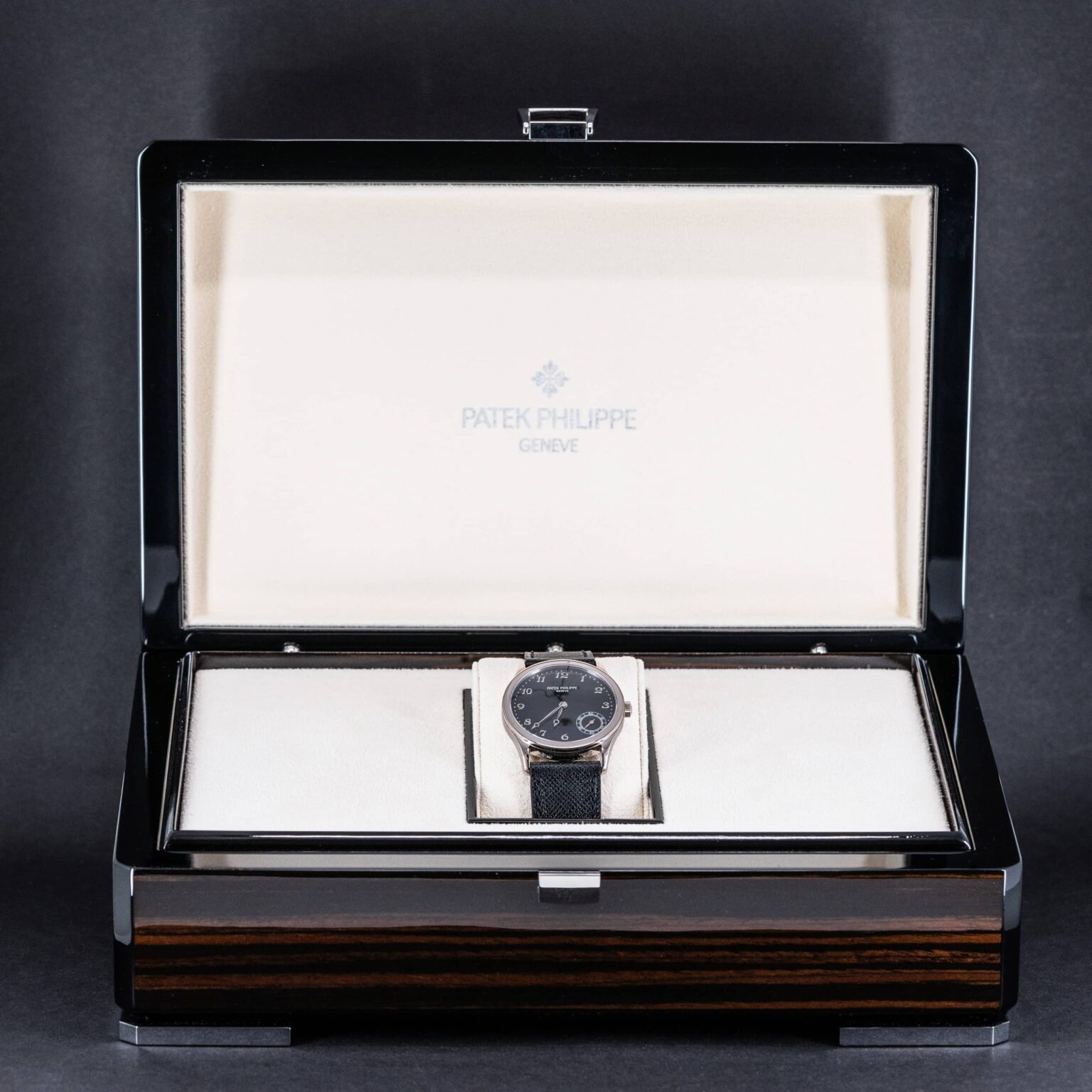 18k-Patek-Philippe-5026G-12