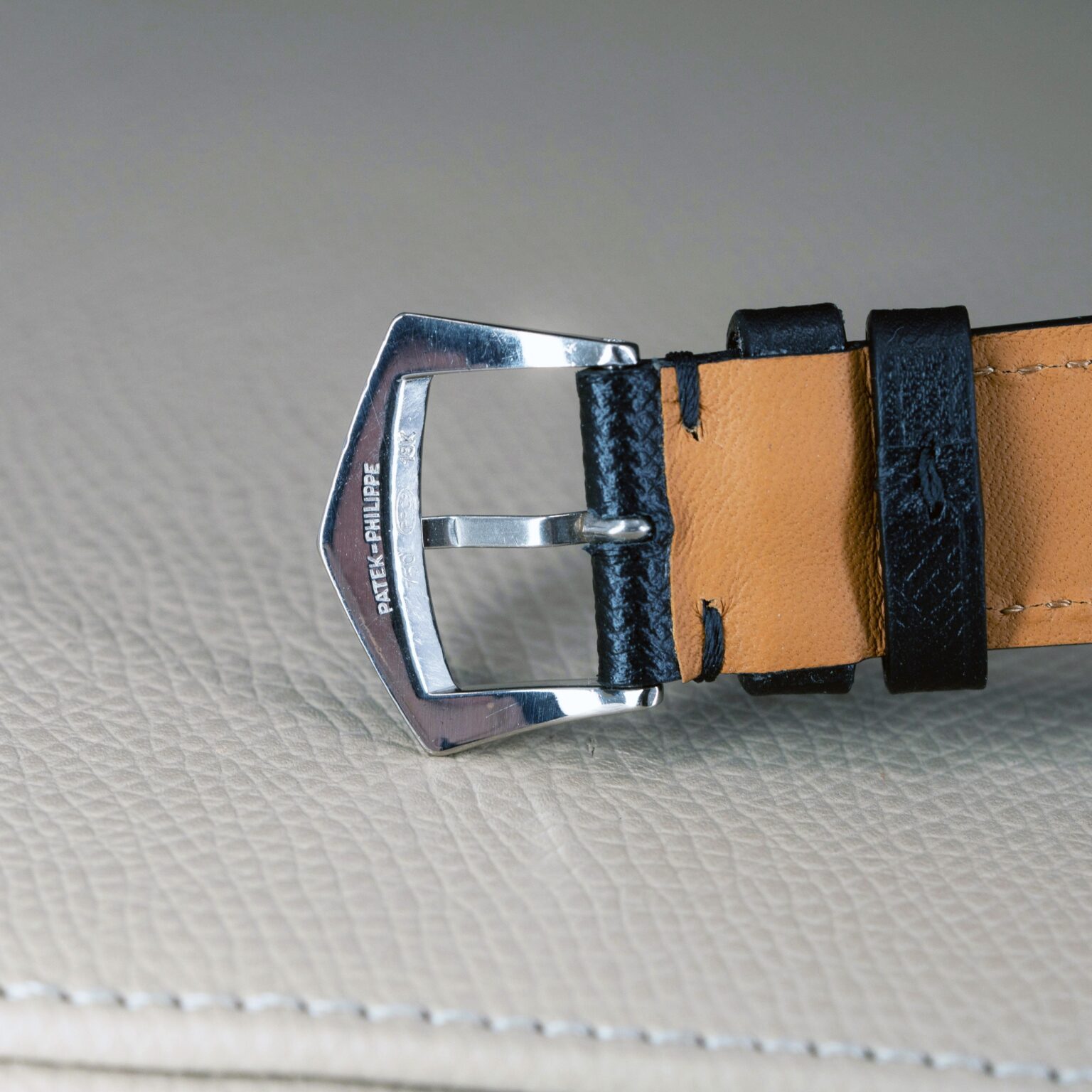 18k-Patek-Philippe-5026G-4-1