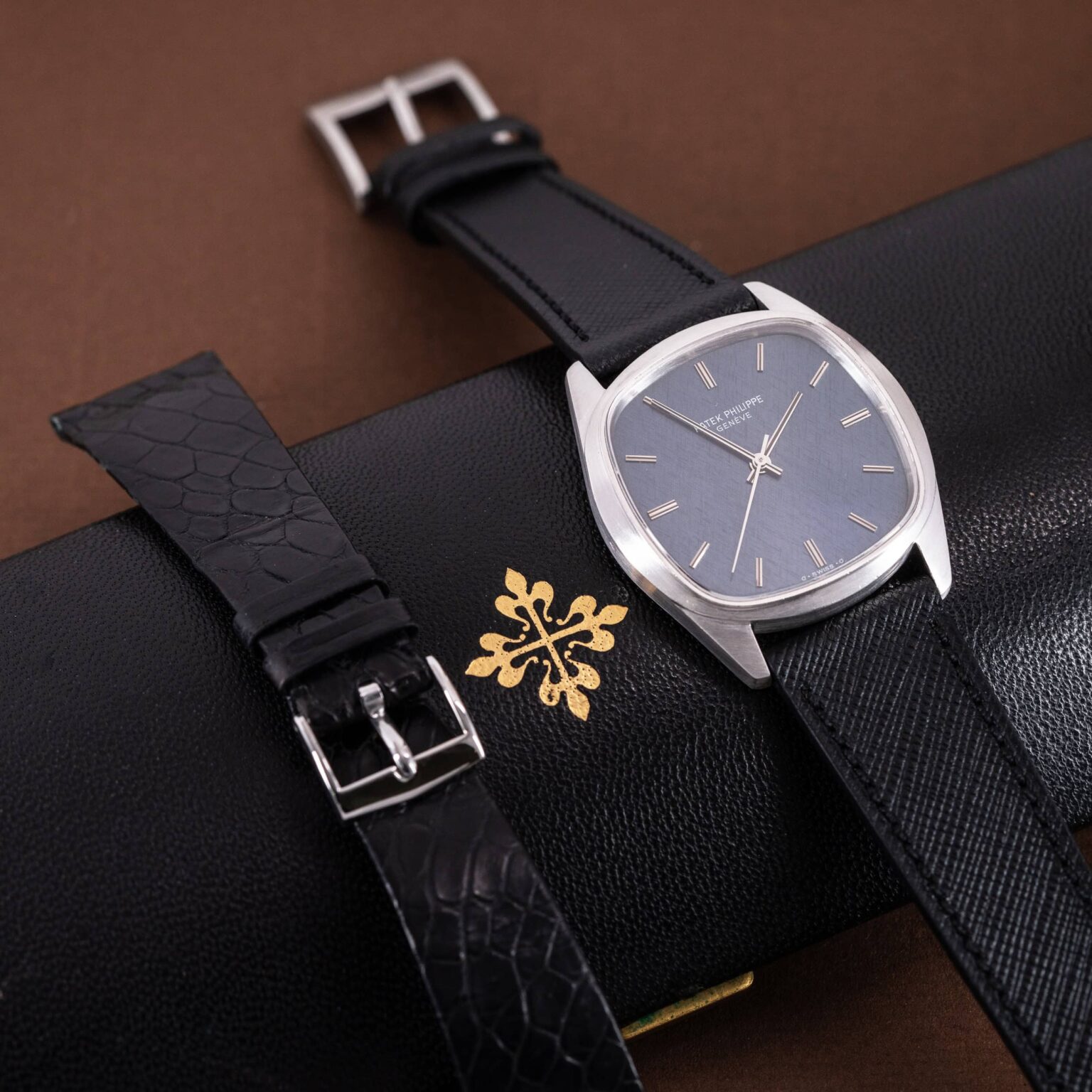 18k-Patek-Philippe-Golden-Ellips-3585-11
