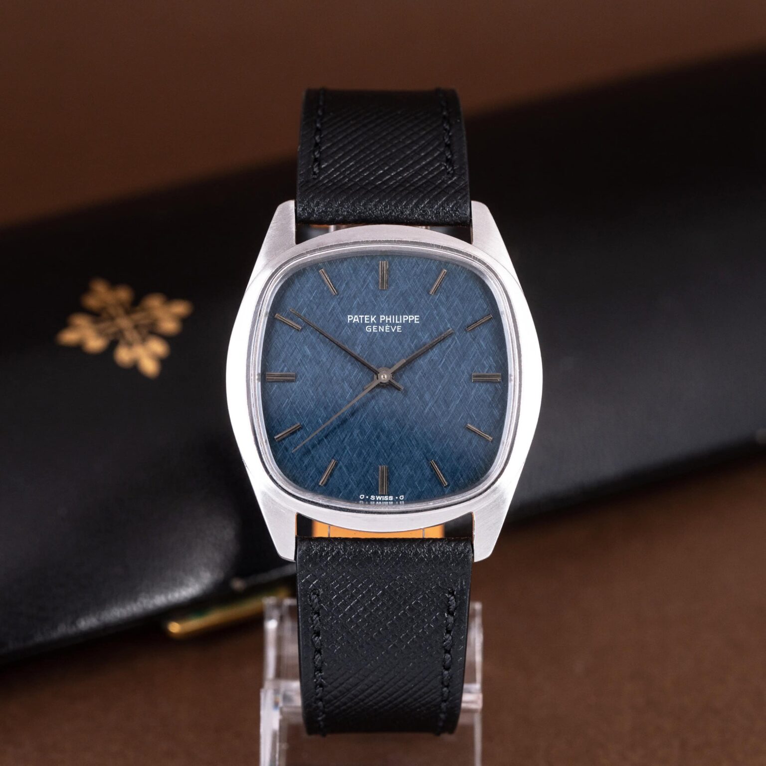 18k-Patek-Philippe-Golden-Ellips-3585-9
