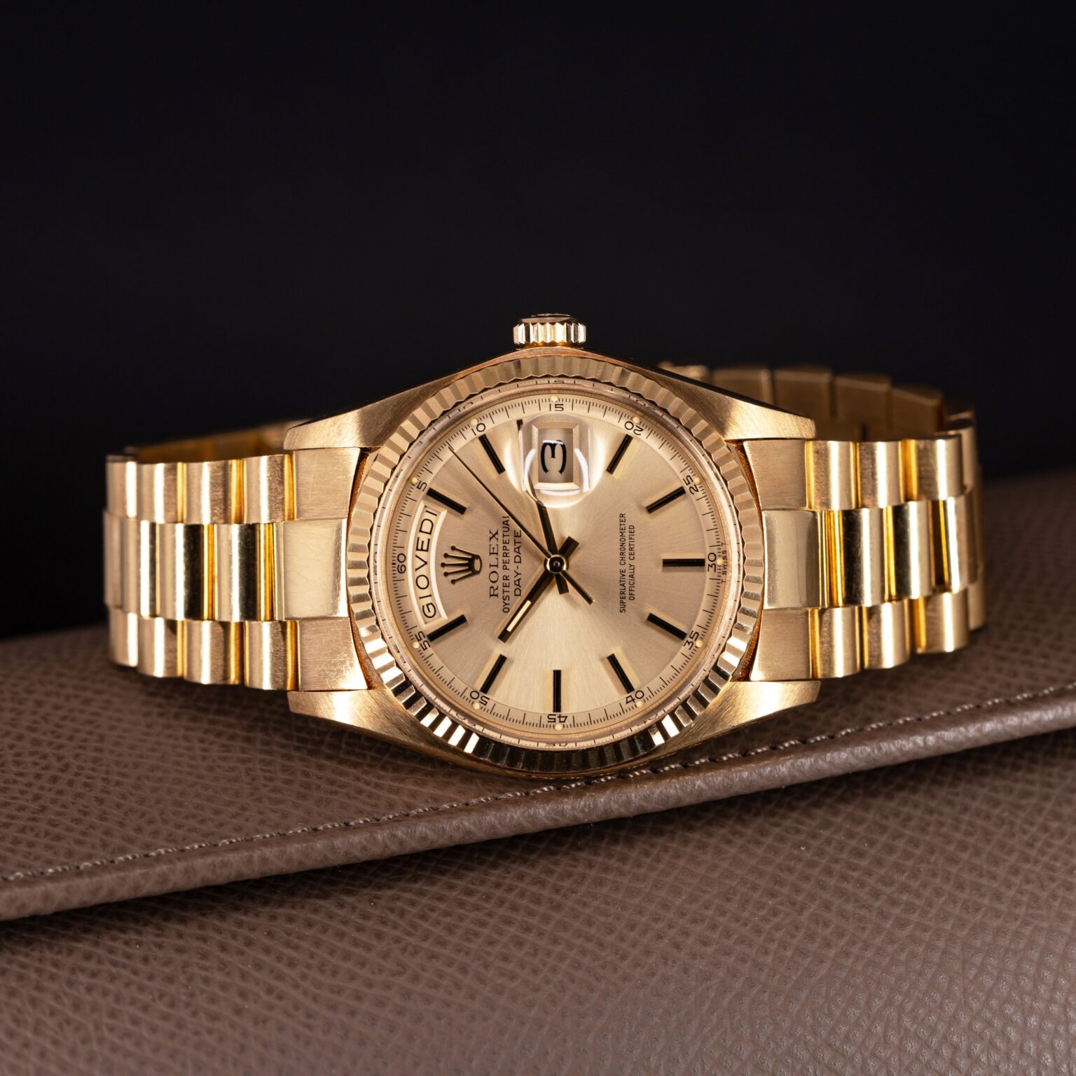 18k-Rolex-Day-Date-1803-1977-8