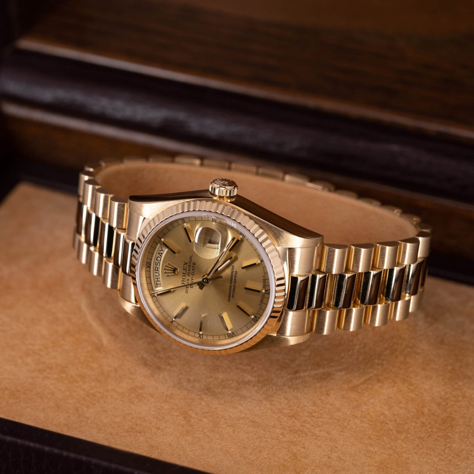18k-Rolex-Day-Date-18038-1986-13