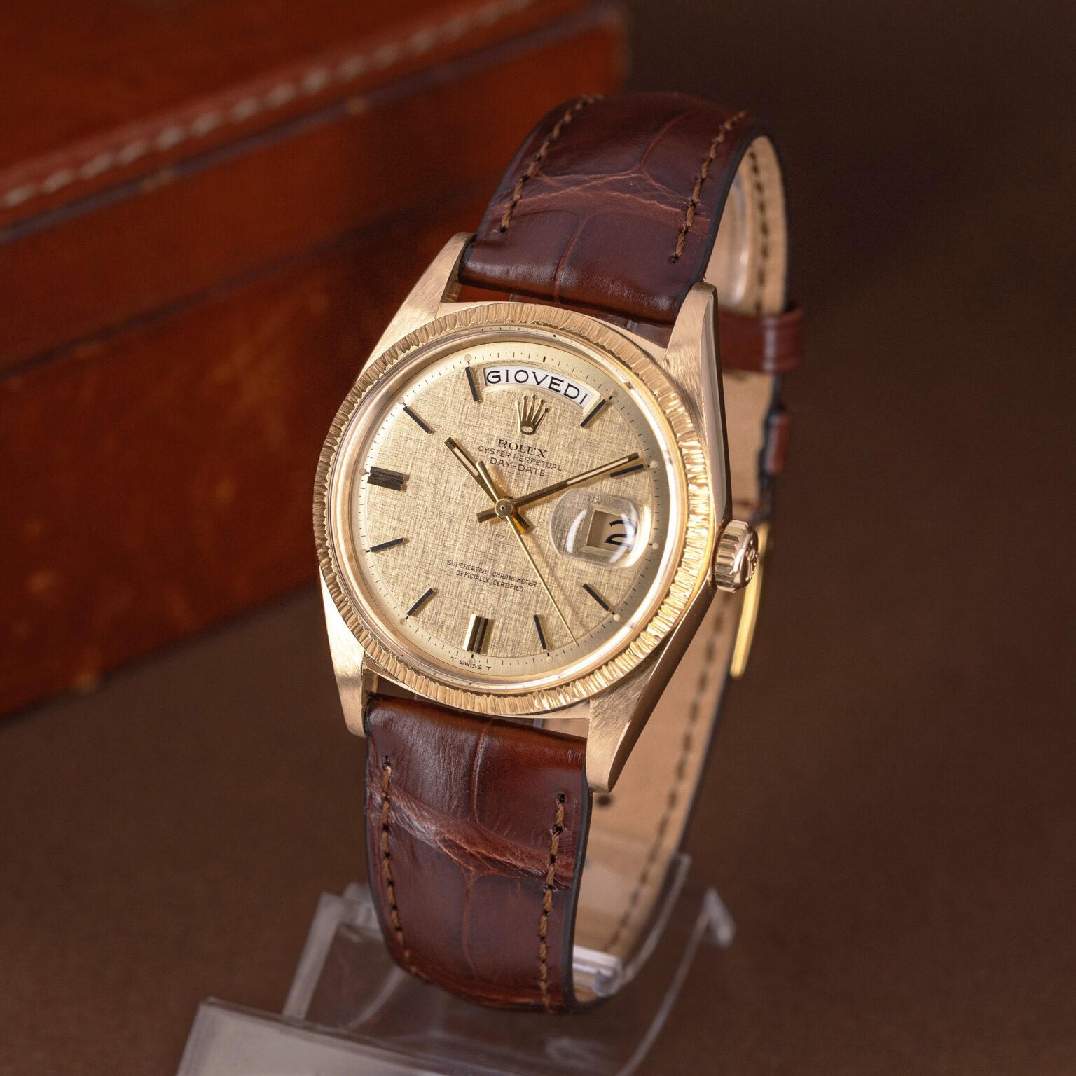 18k-Rolex-Day-Date-1807-1970-05