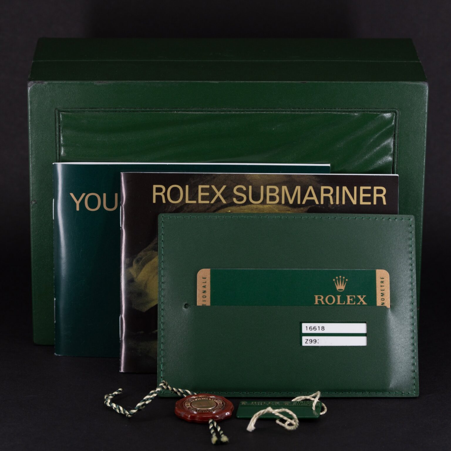 18k-Rolex-Submariner-16618-2008-9