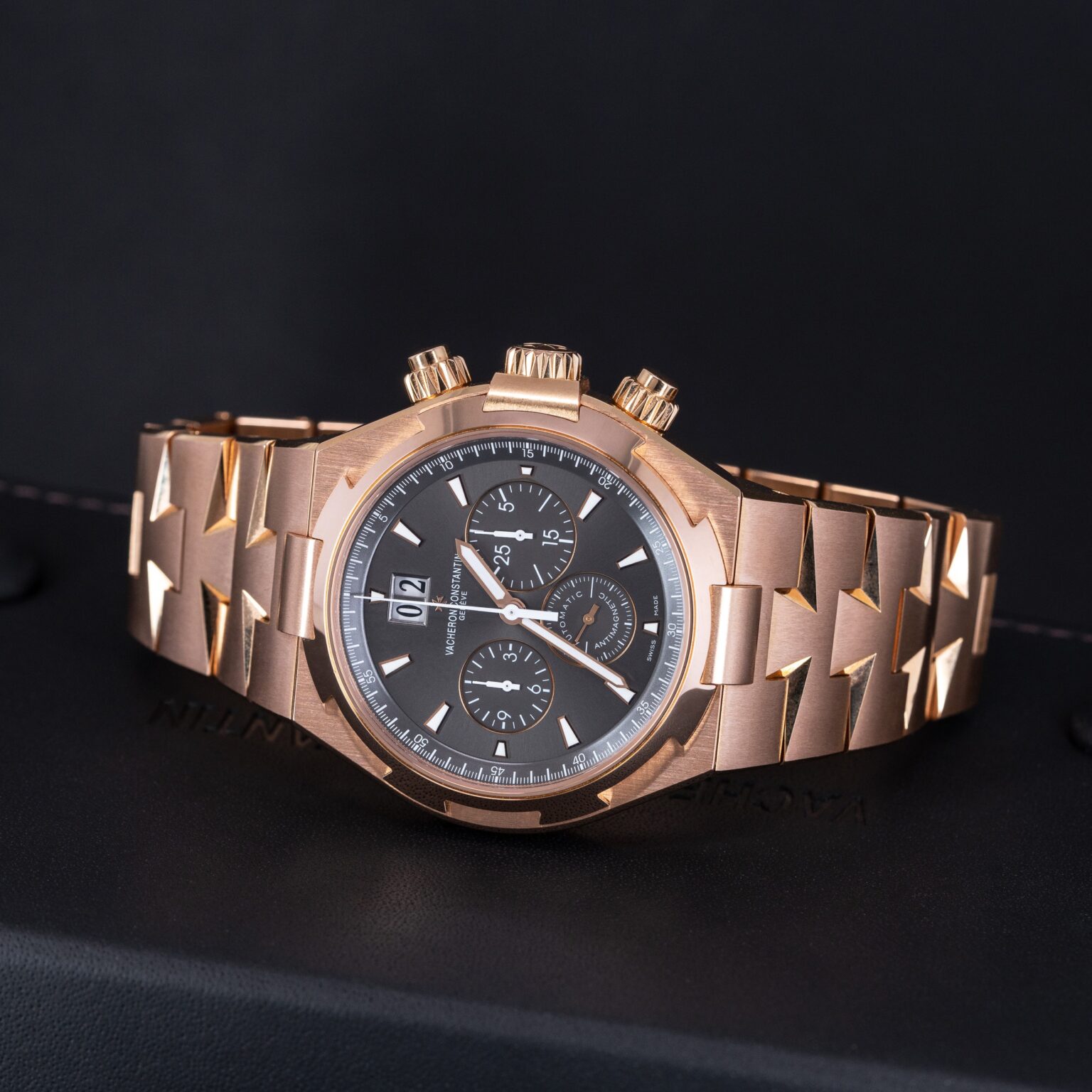 18k-Vacheron-Constantin-49150-Chronograph-2017-2