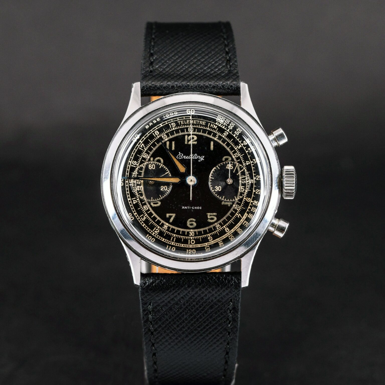 Breitling-Gilt-Chronograph-1-1