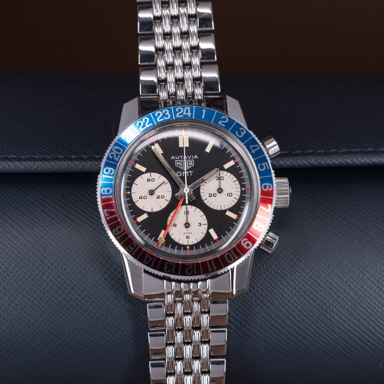 Heuer-Autavia-2446C-GMT-1970-05