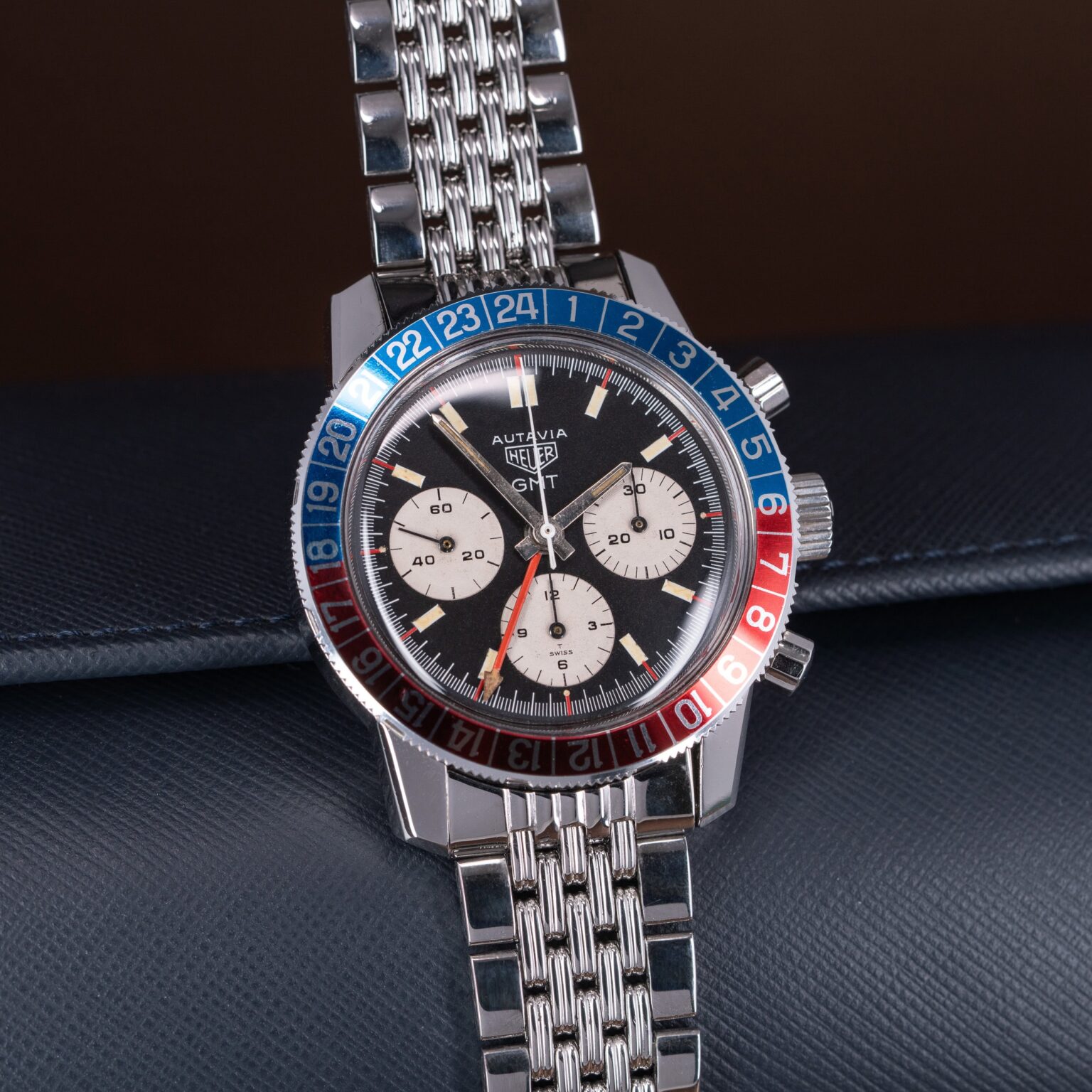 Heuer-Autavia-2446C-GMT-1970-06