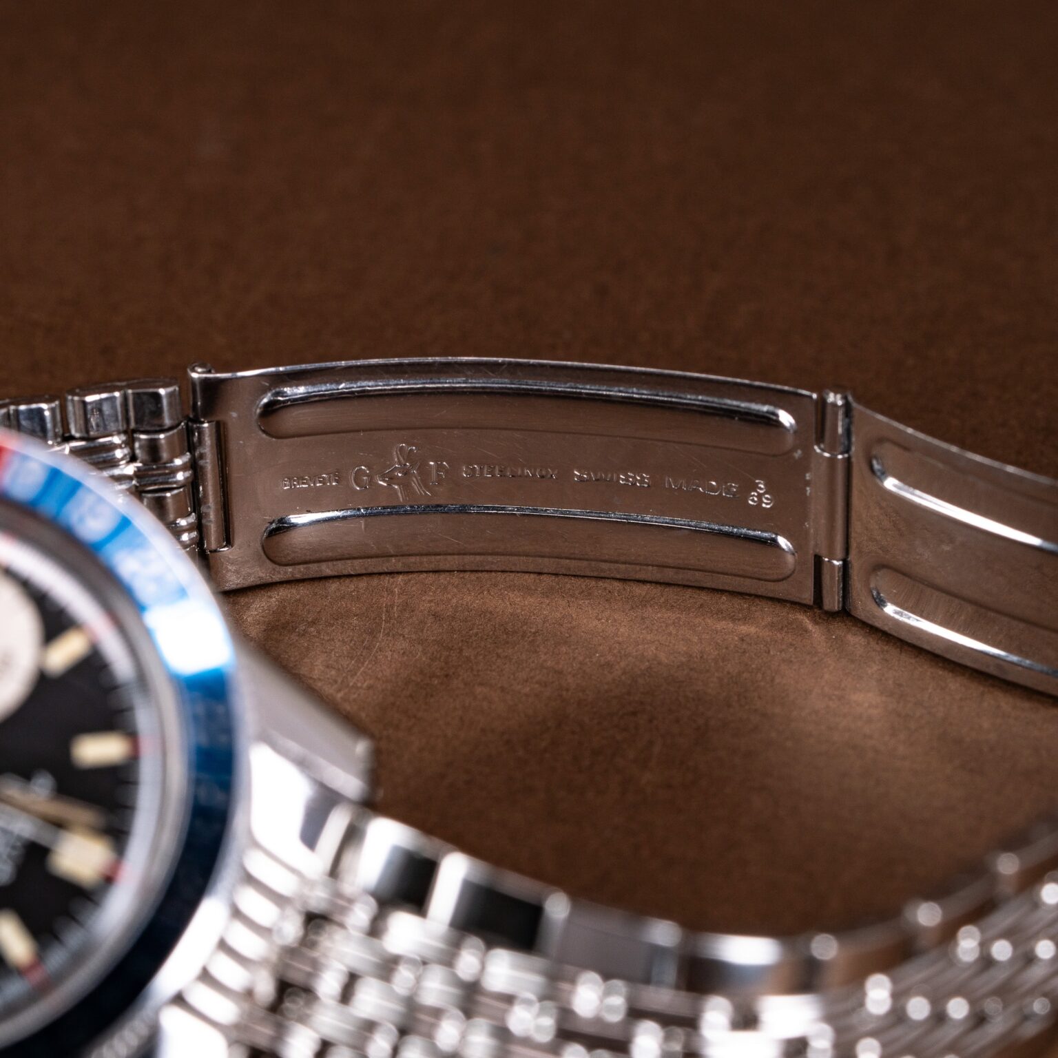 Heuer-Autavia-2446C-GMT-1970-09