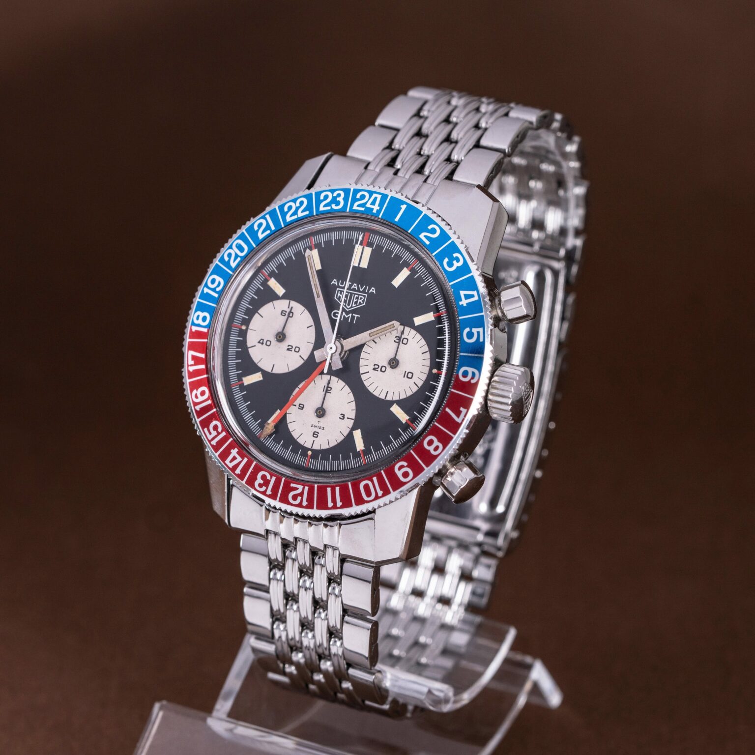 Heuer-Autavia-2446C-GMT-1970-13