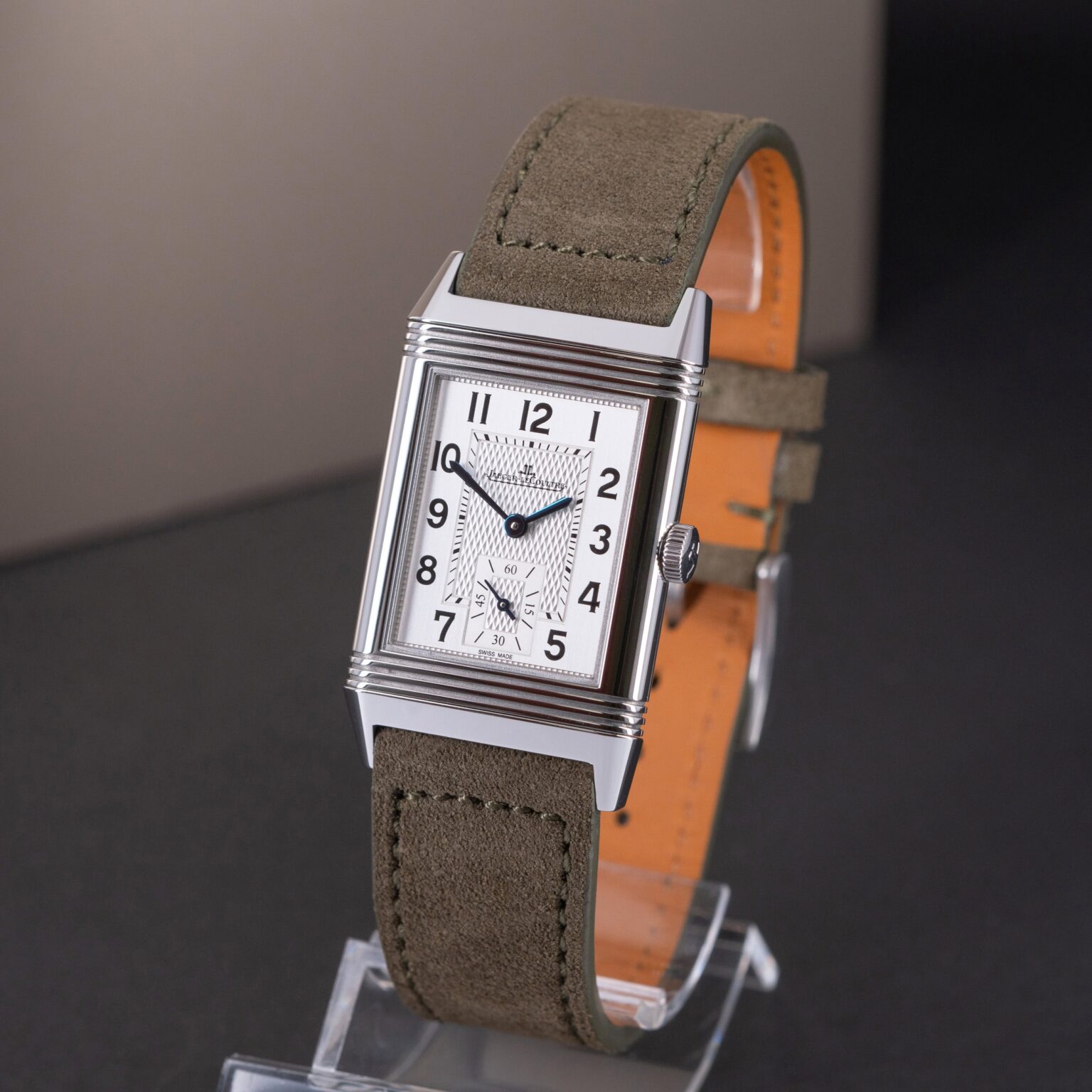 Jaeger-LeCoultre-Reverso-Mid-Small-2019-7-1