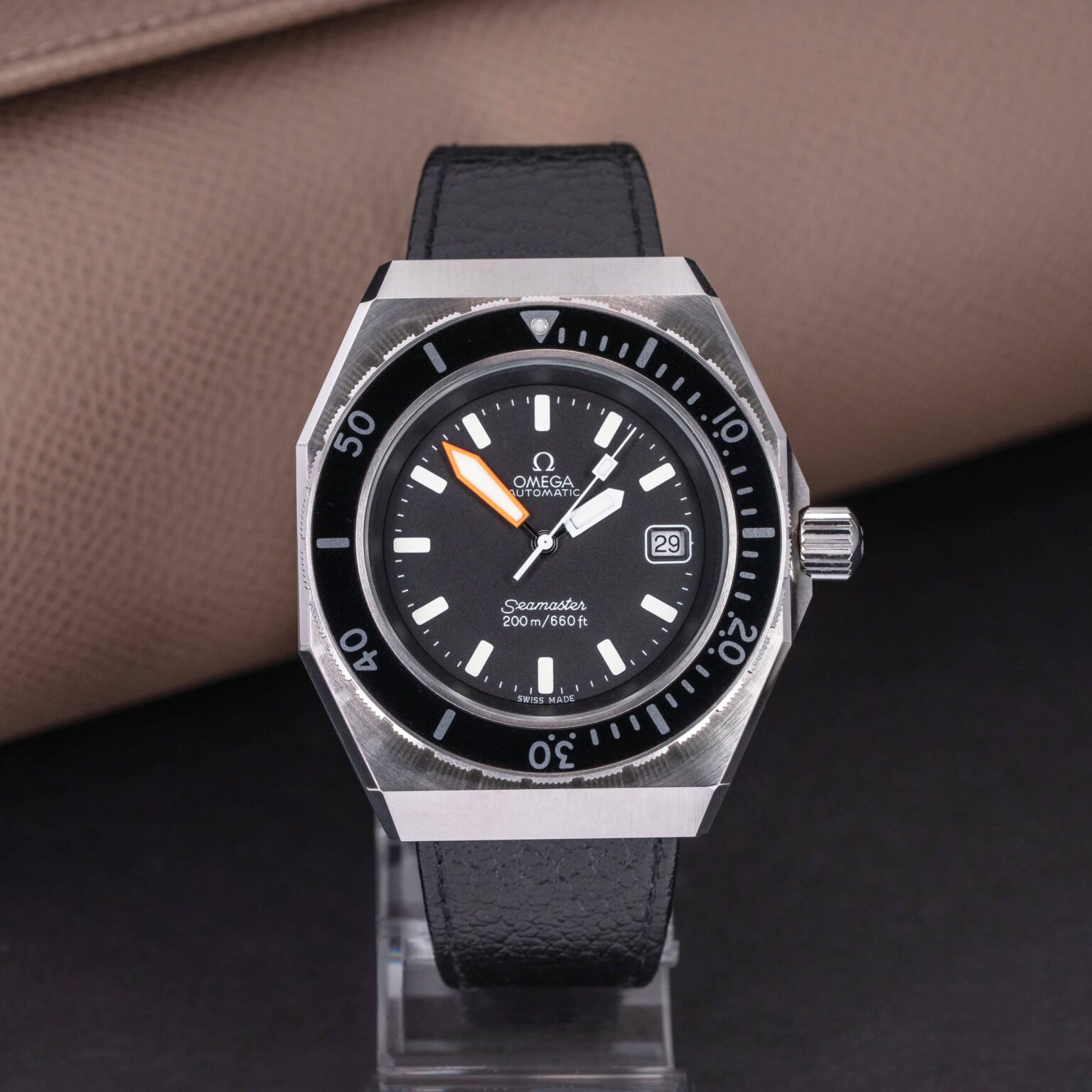 Omega-Seamaster-200-SHOM-NOS-1