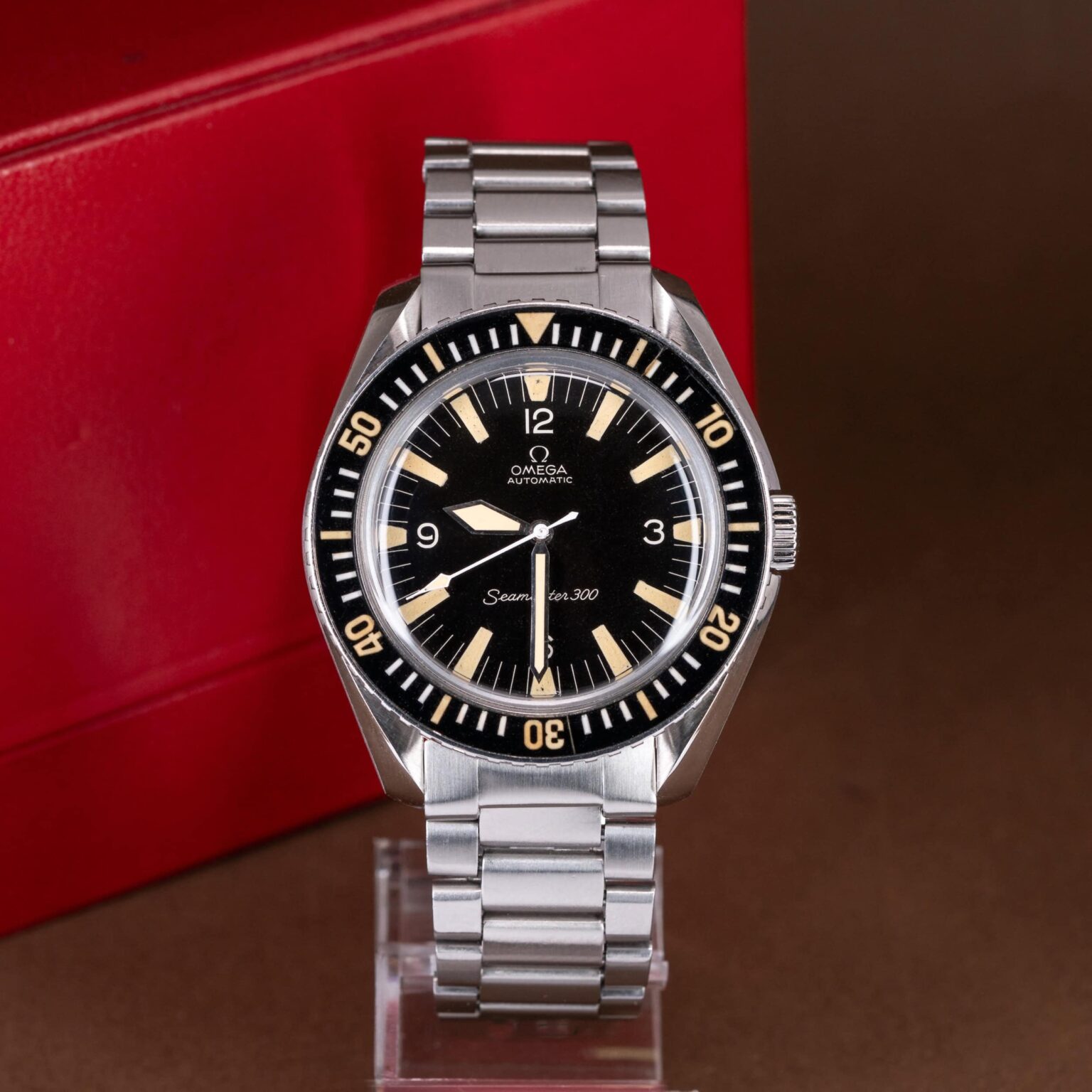 Omega-Seamaster-300-1968-Suomi-Extract